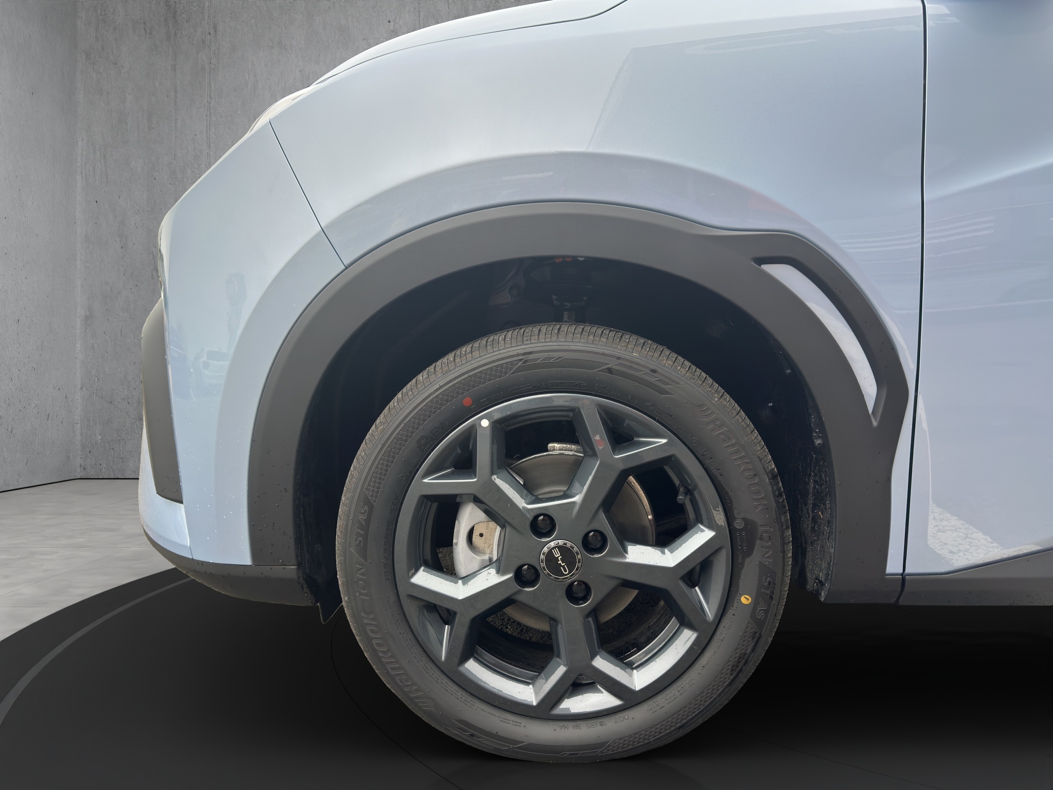 listing desktop thumbnail image 15