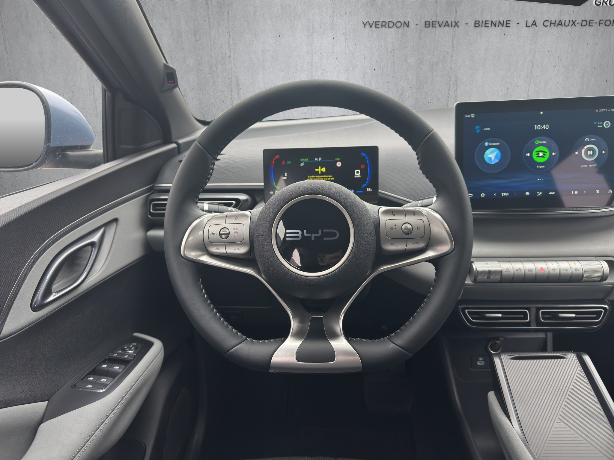 listing desktop thumbnail image 8