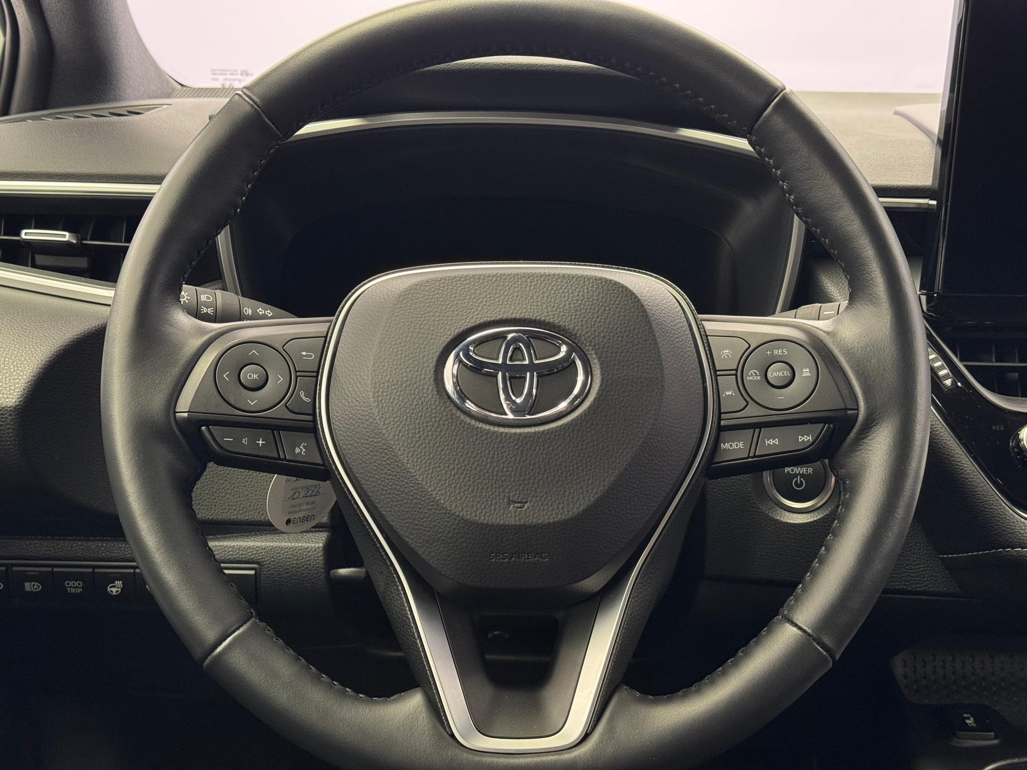 listing desktop thumbnail image 12