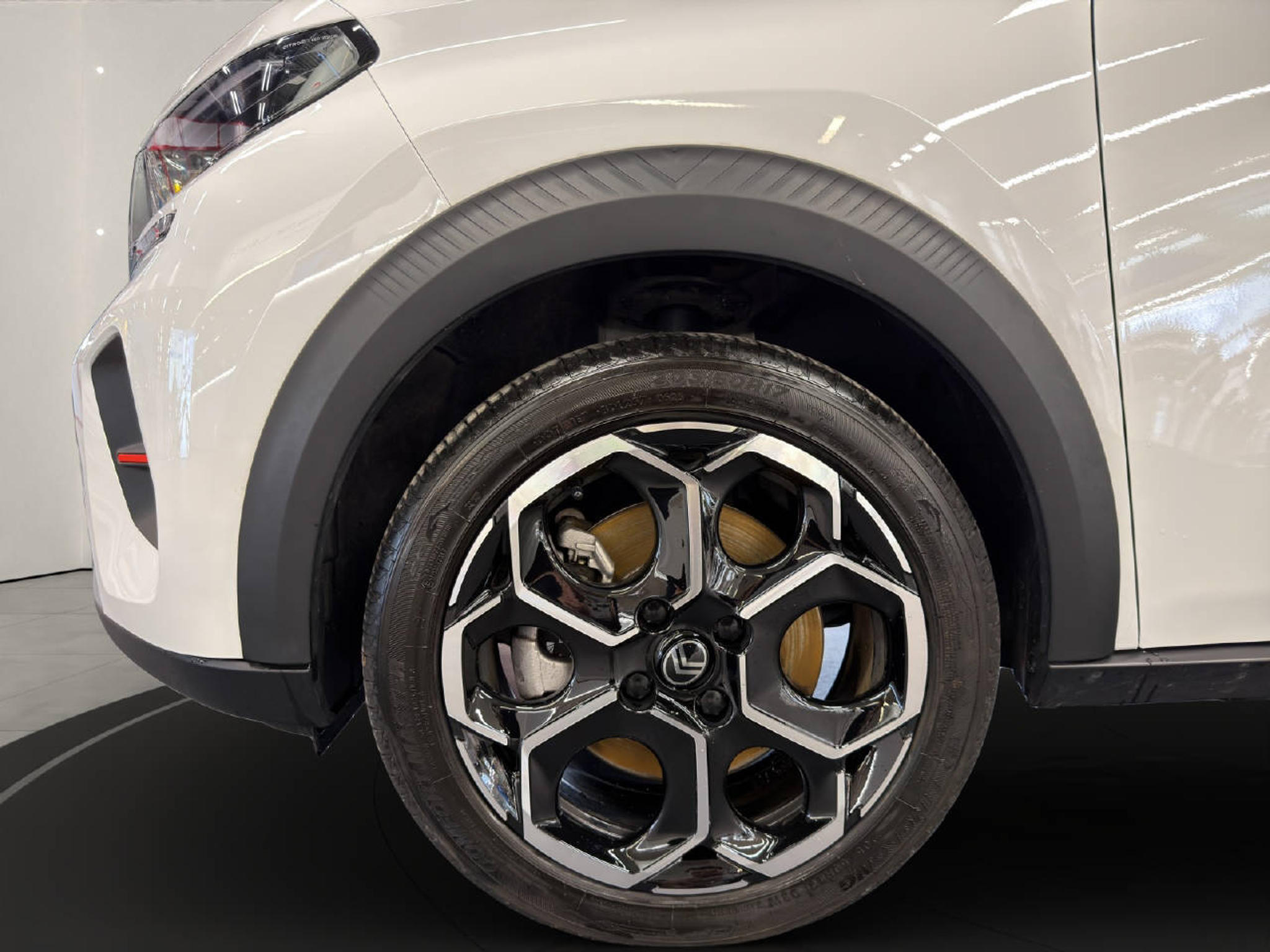 listing desktop thumbnail image 10