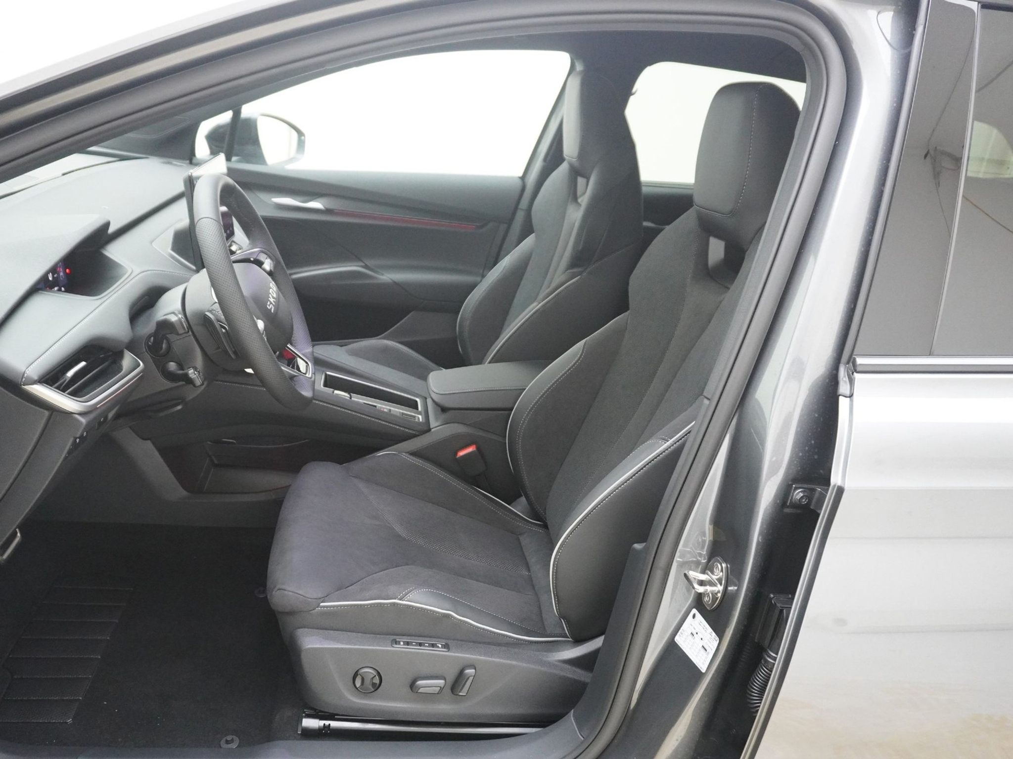 listing desktop thumbnail image 13