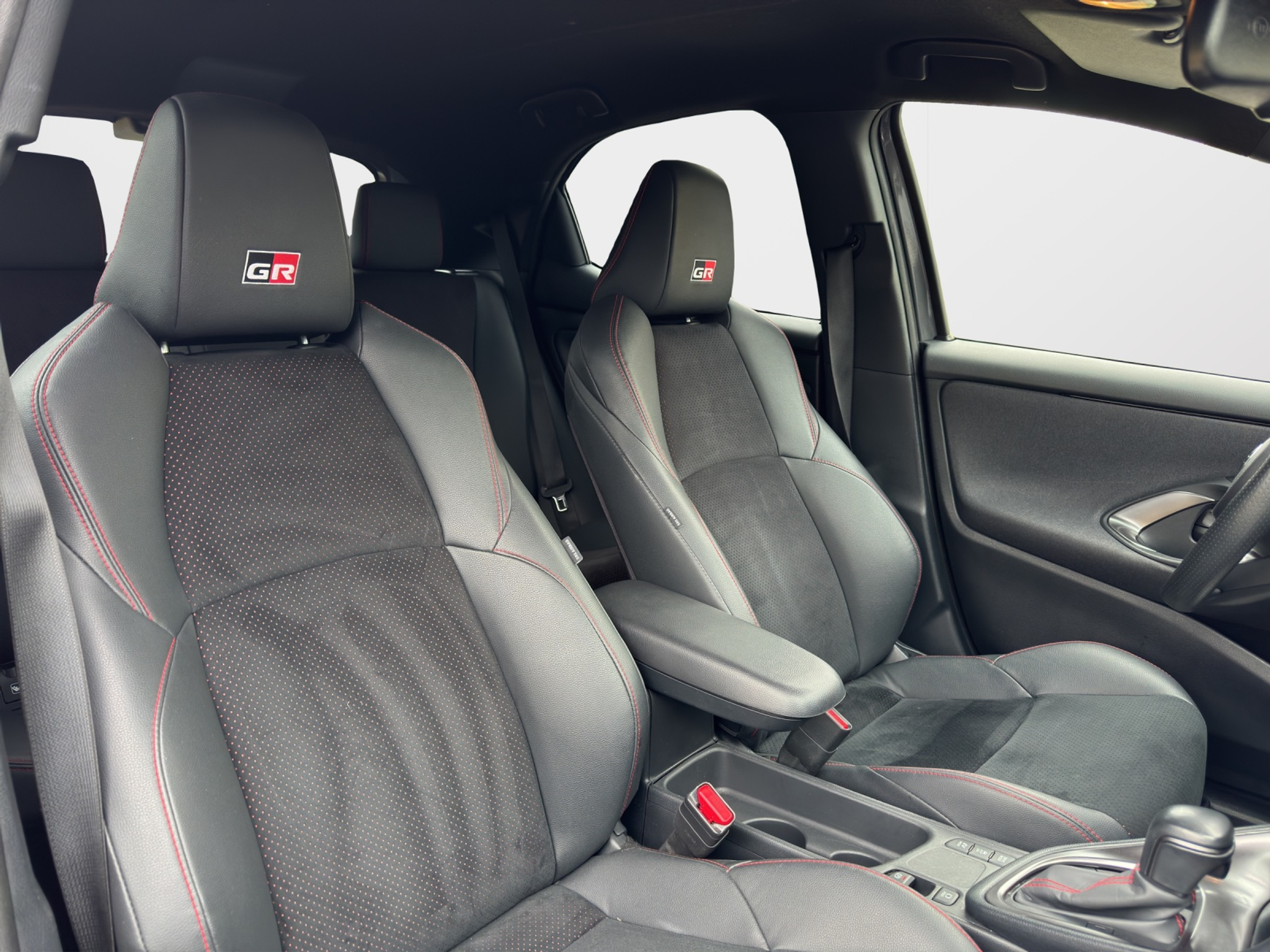 listing desktop thumbnail image 13