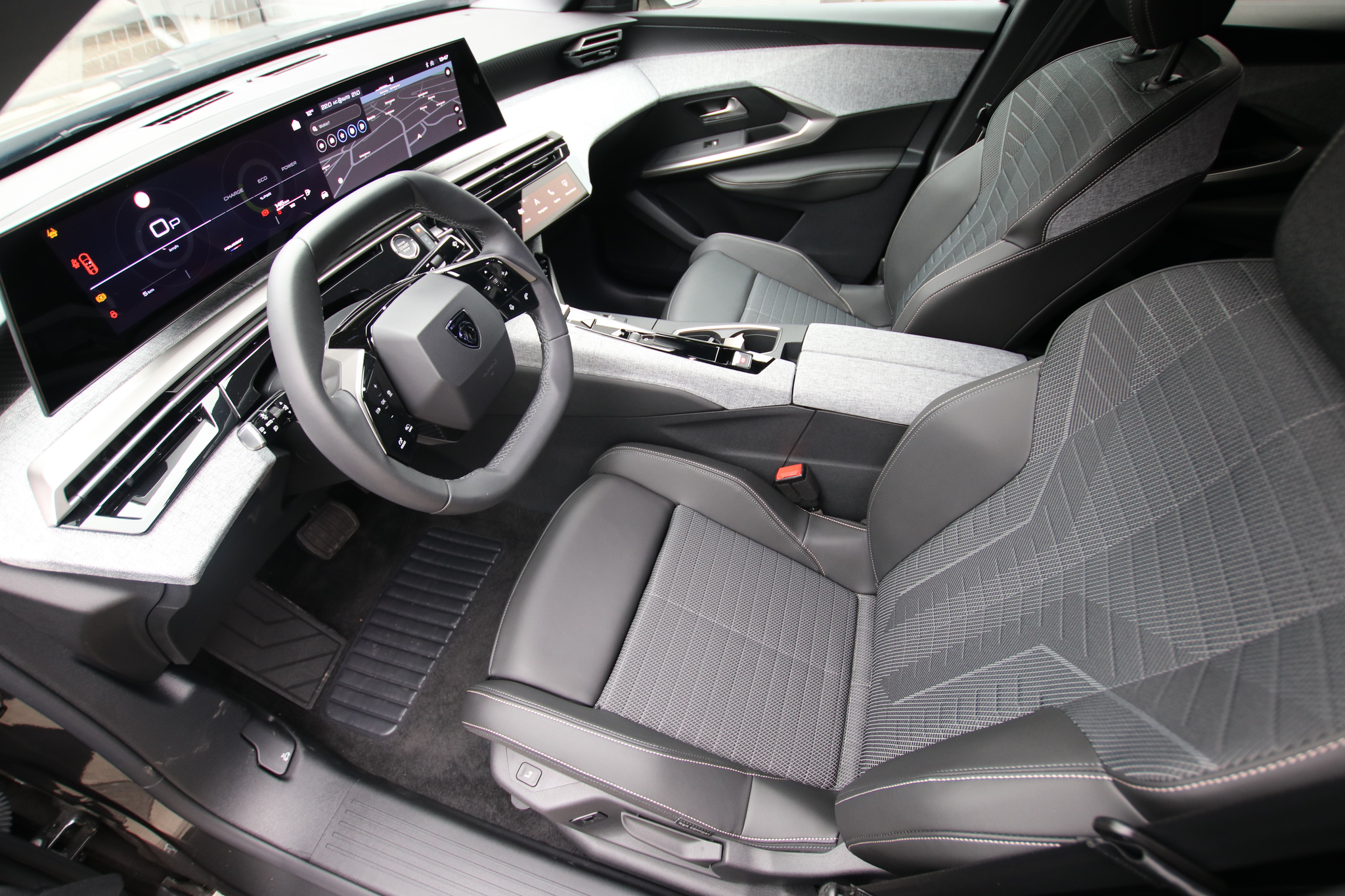 listing desktop thumbnail image 12