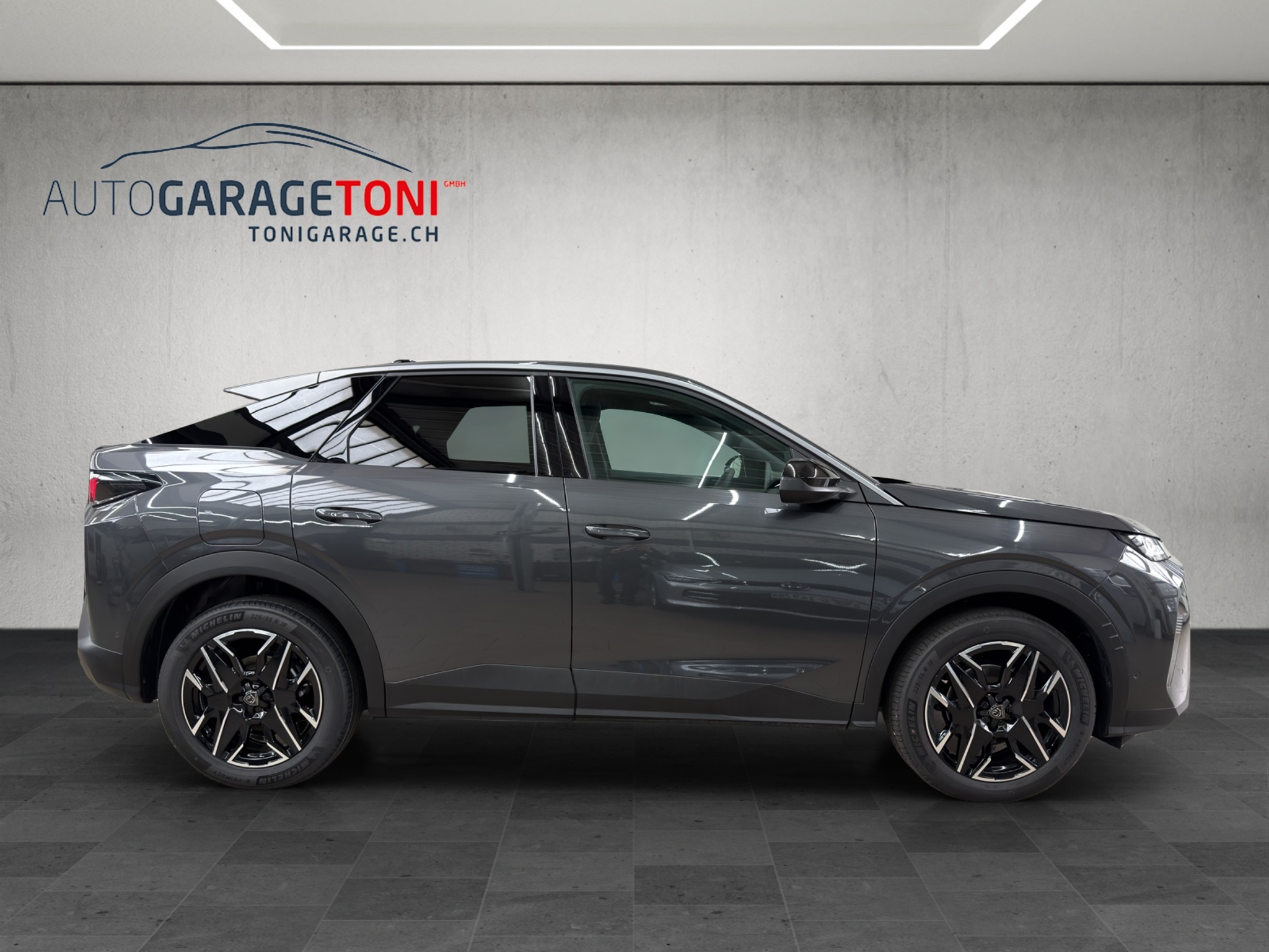 listing desktop thumbnail image 5