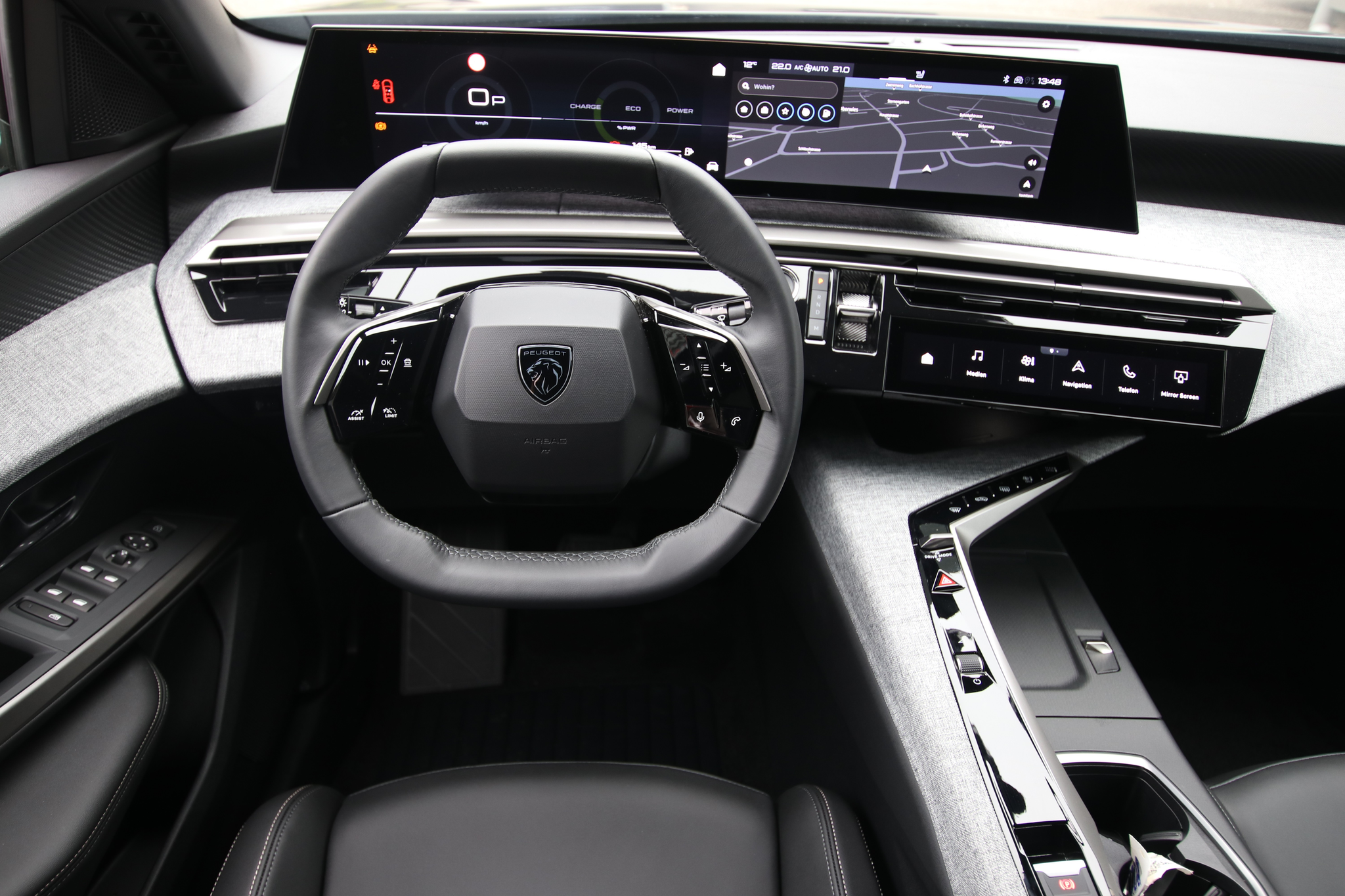 listing desktop thumbnail image 11