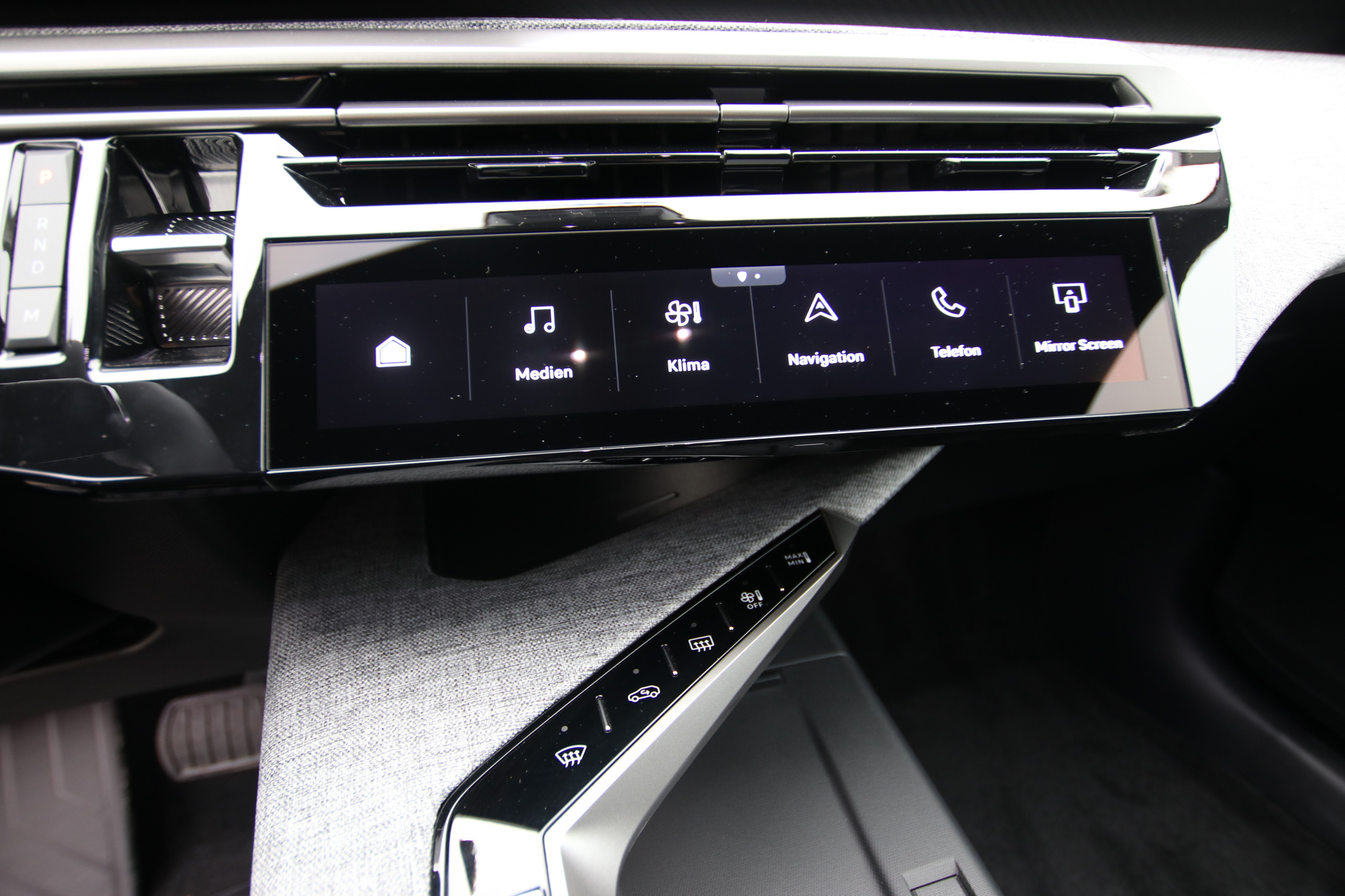 listing desktop thumbnail image 28