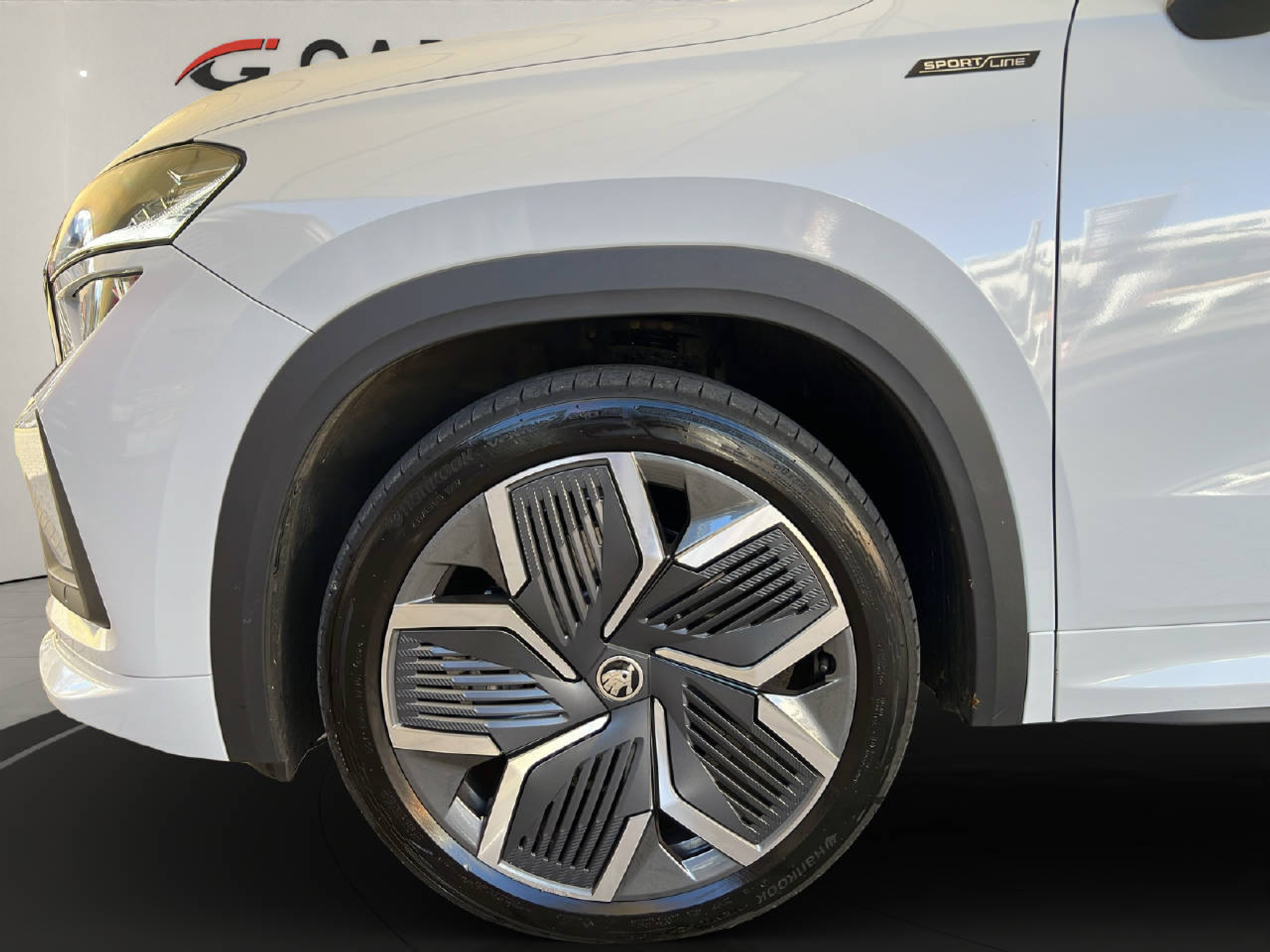 listing desktop thumbnail image 8