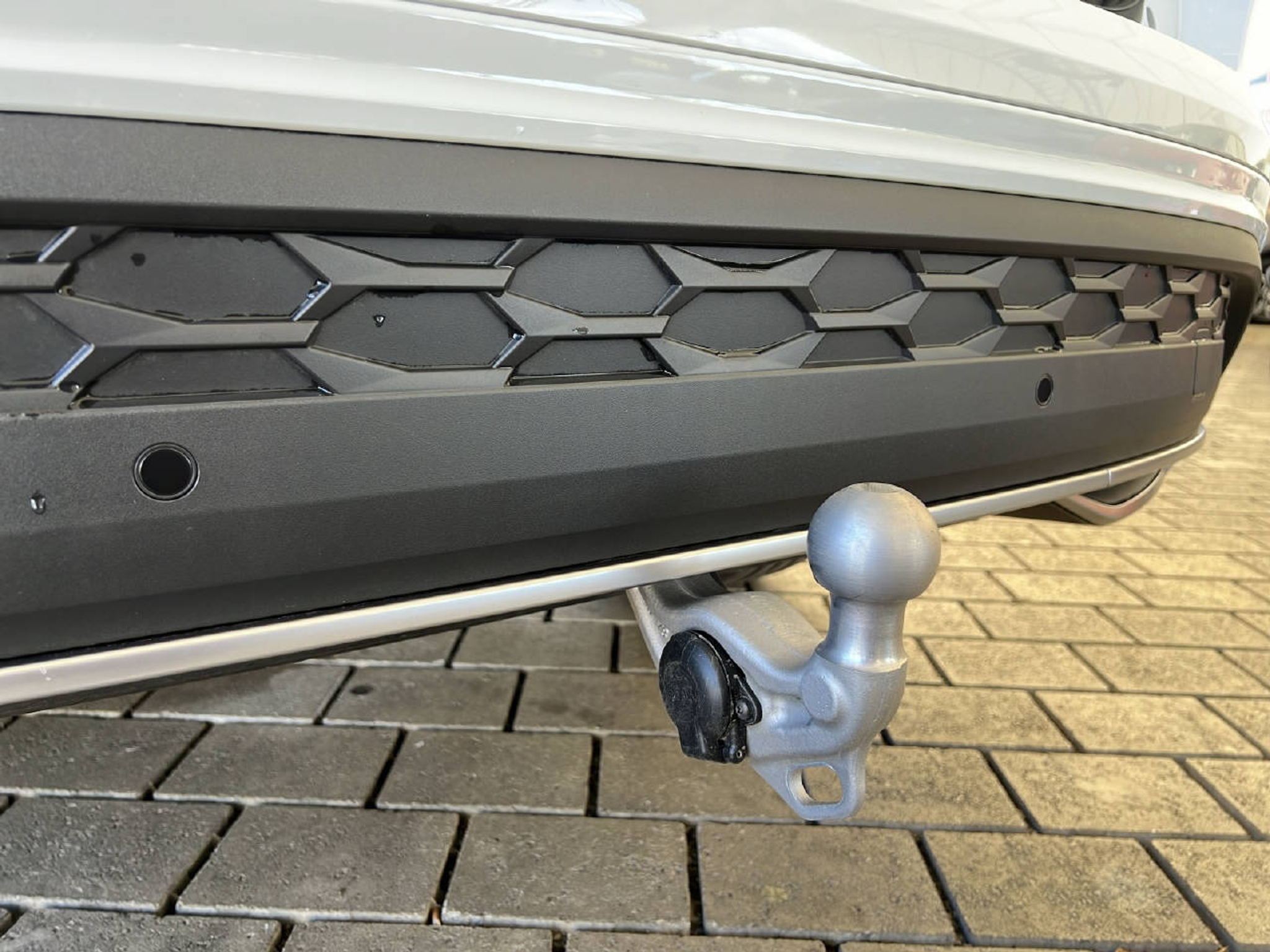 listing desktop thumbnail image 20