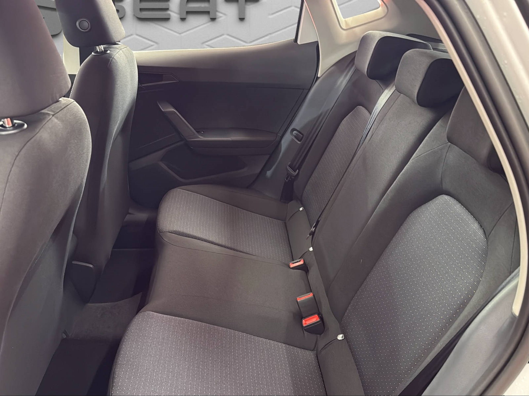 listing desktop thumbnail image 12