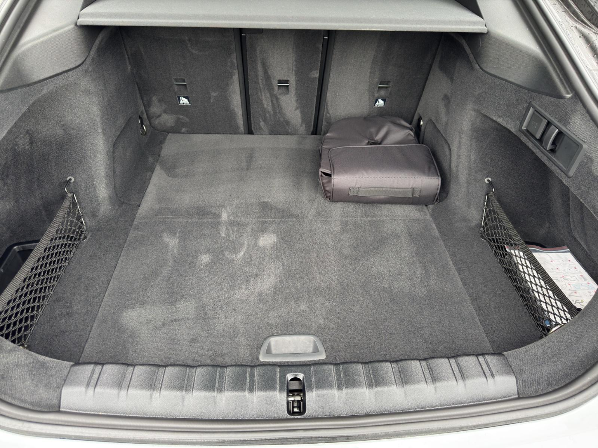 listing desktop thumbnail image 20