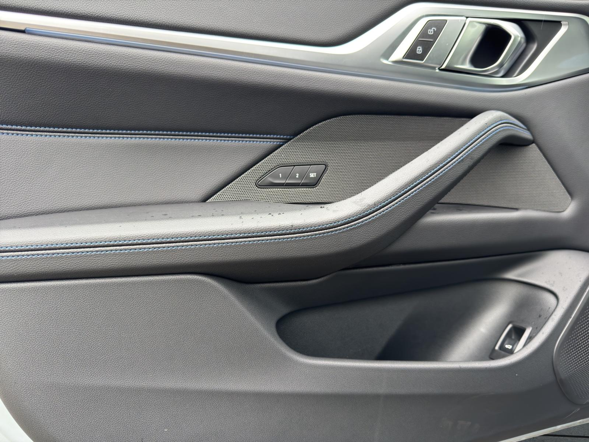 listing desktop thumbnail image 19