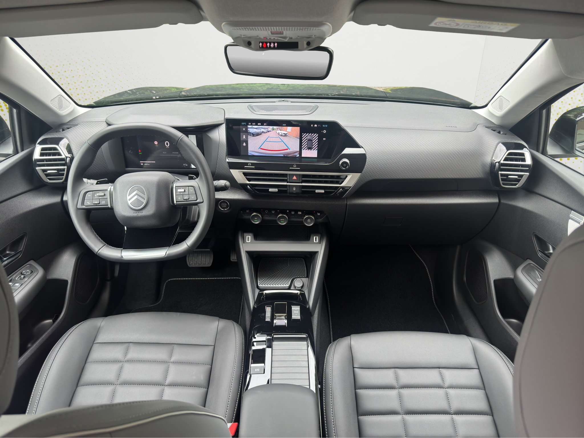 listing desktop thumbnail image 9