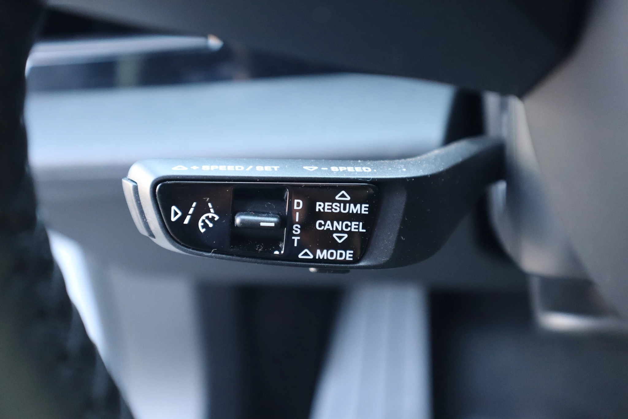 listing desktop thumbnail image 18