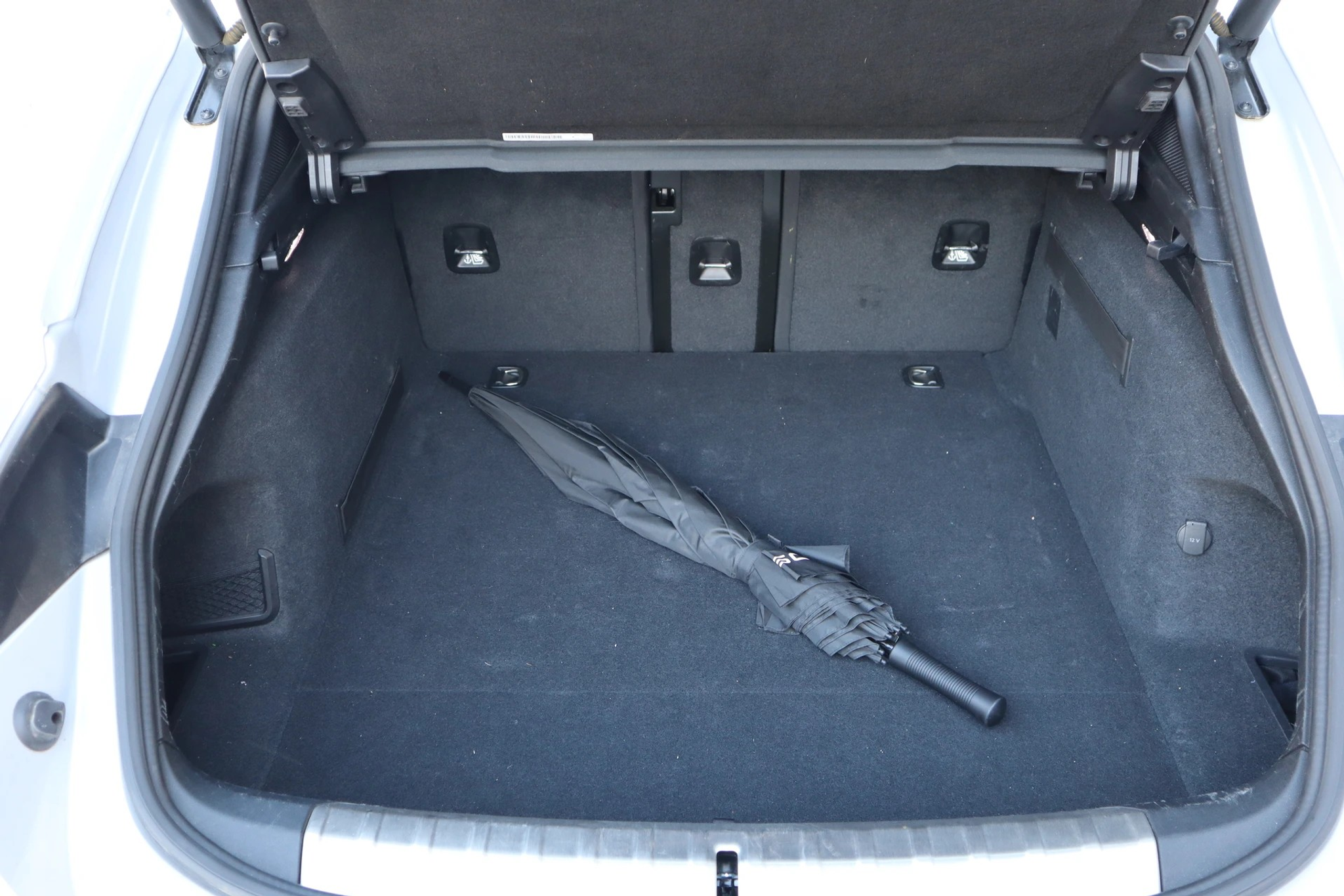 listing desktop thumbnail image 24