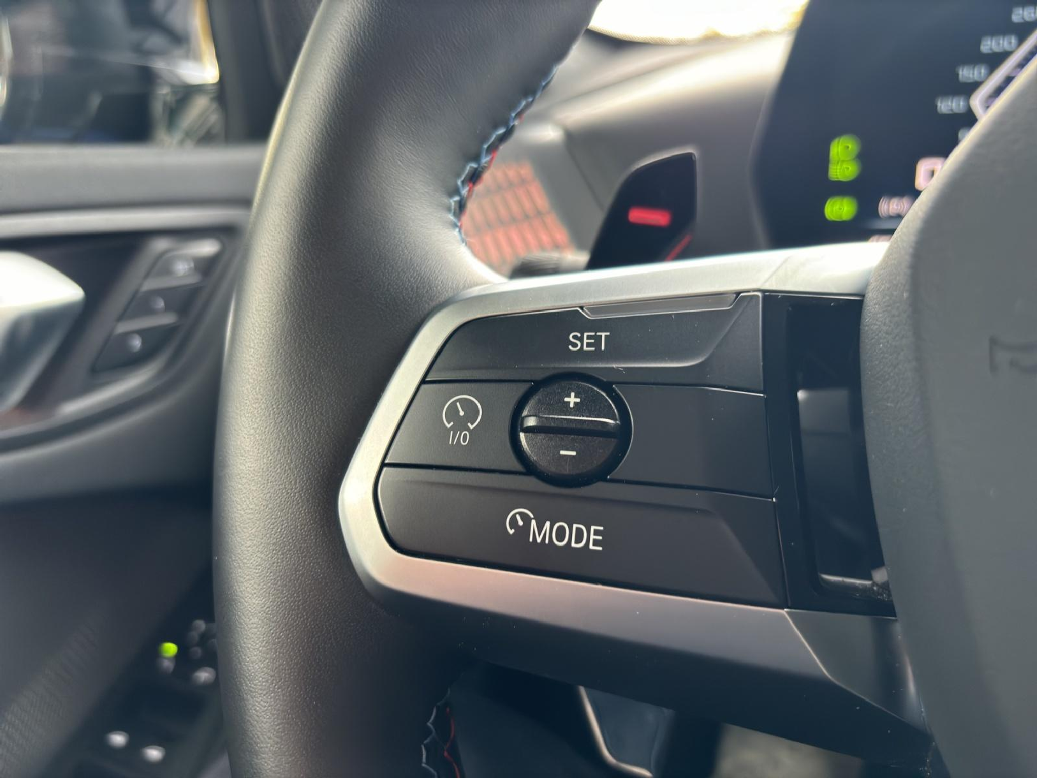 listing desktop thumbnail image 17