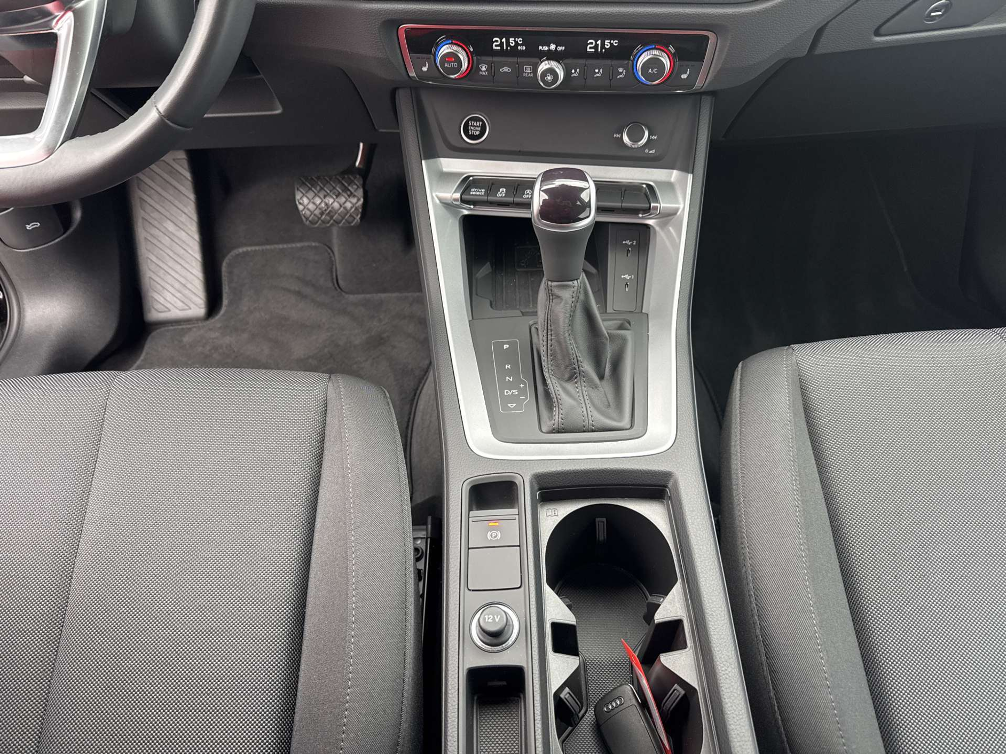 listing desktop thumbnail image 11