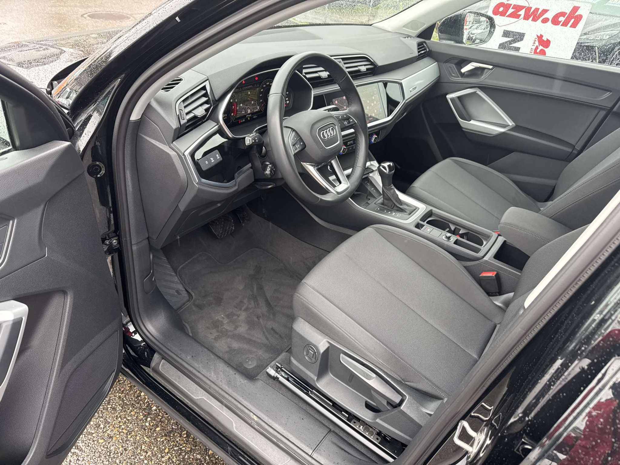 listing desktop thumbnail image 5