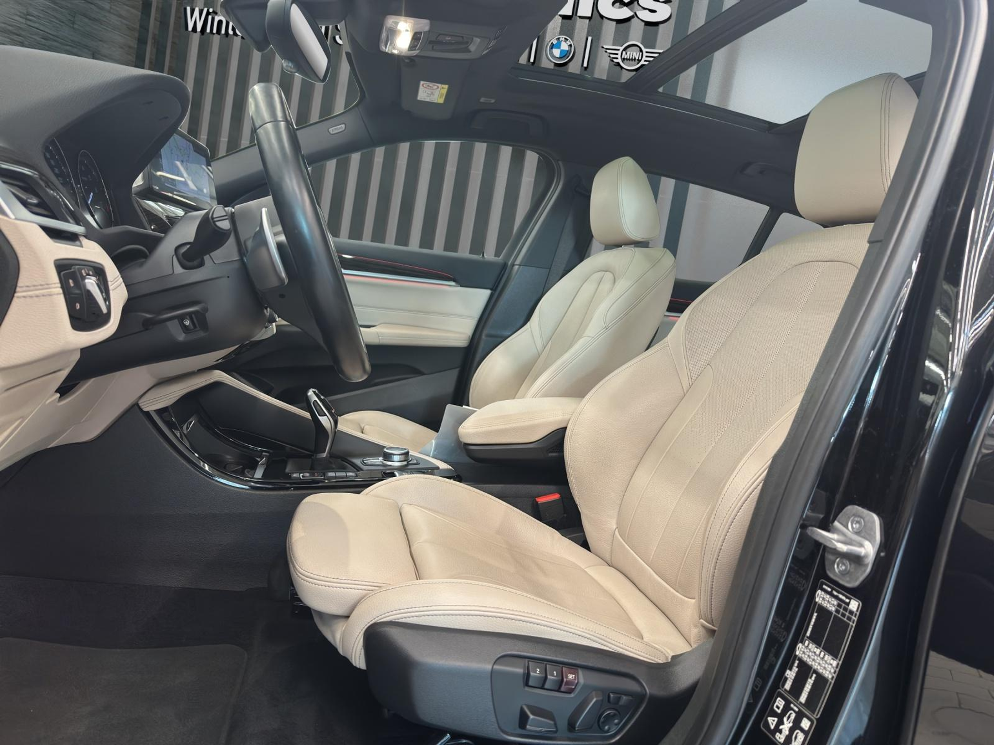 listing desktop thumbnail image 13