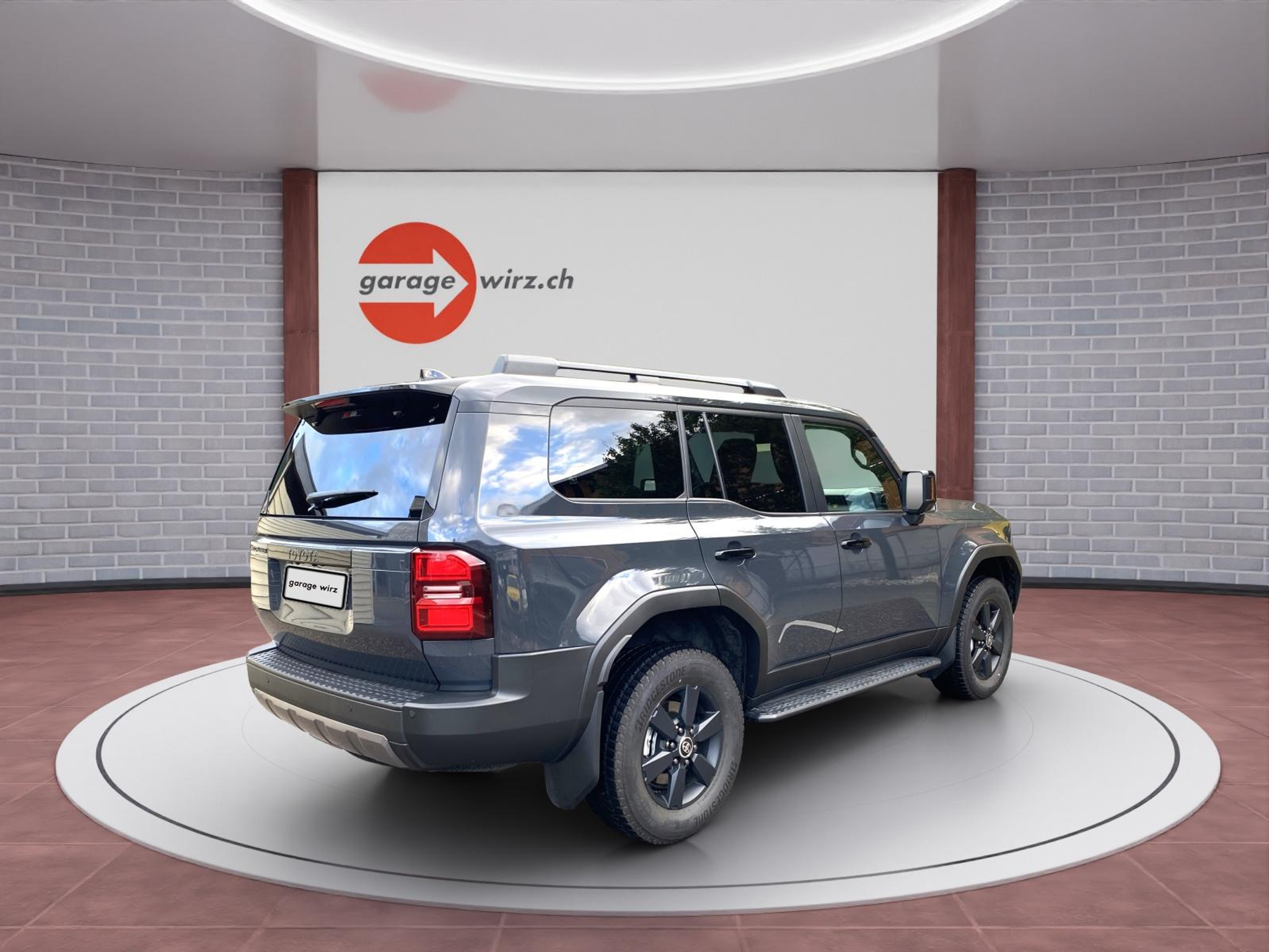 listing desktop thumbnail image 4