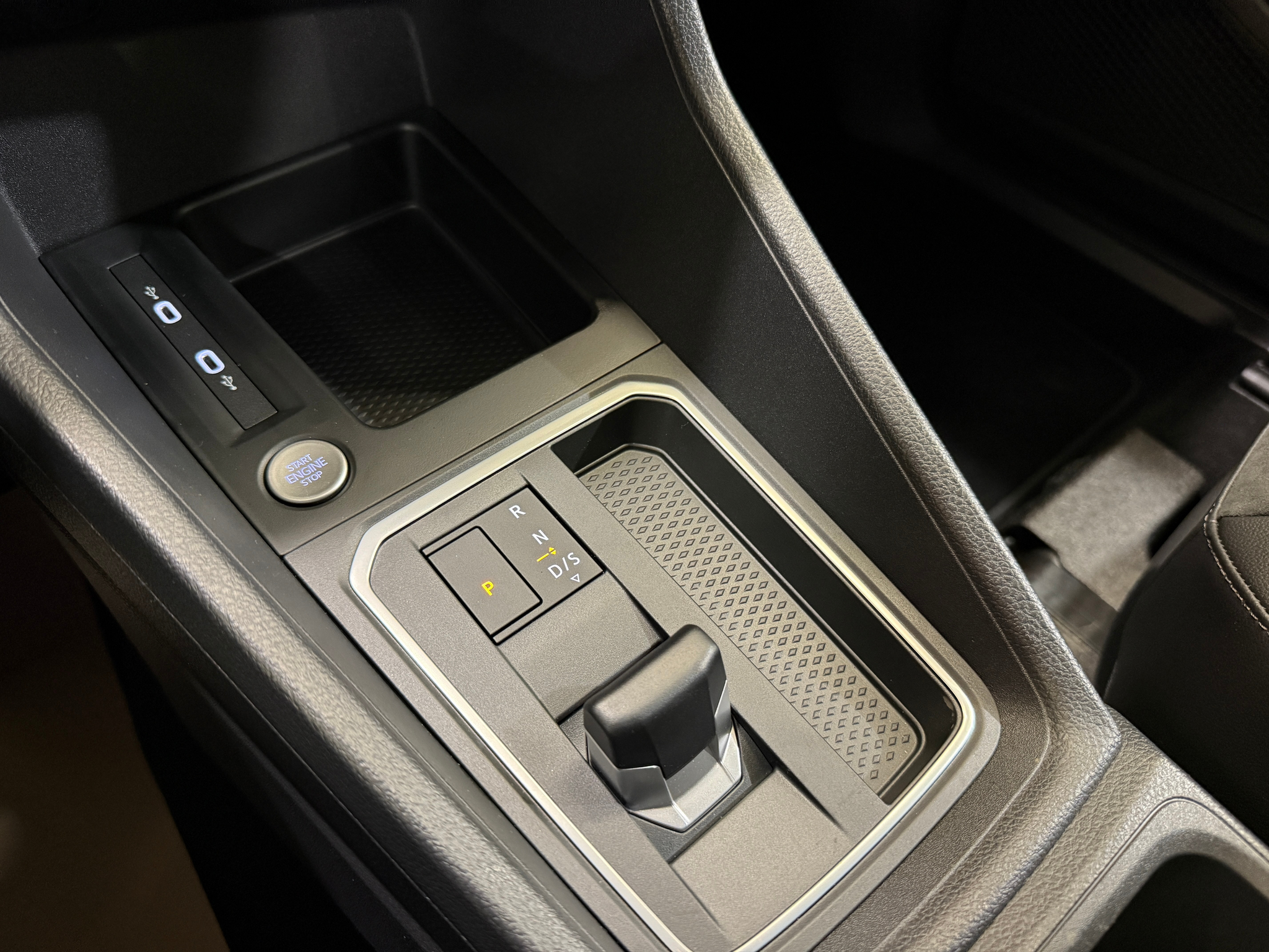 listing desktop thumbnail image 11