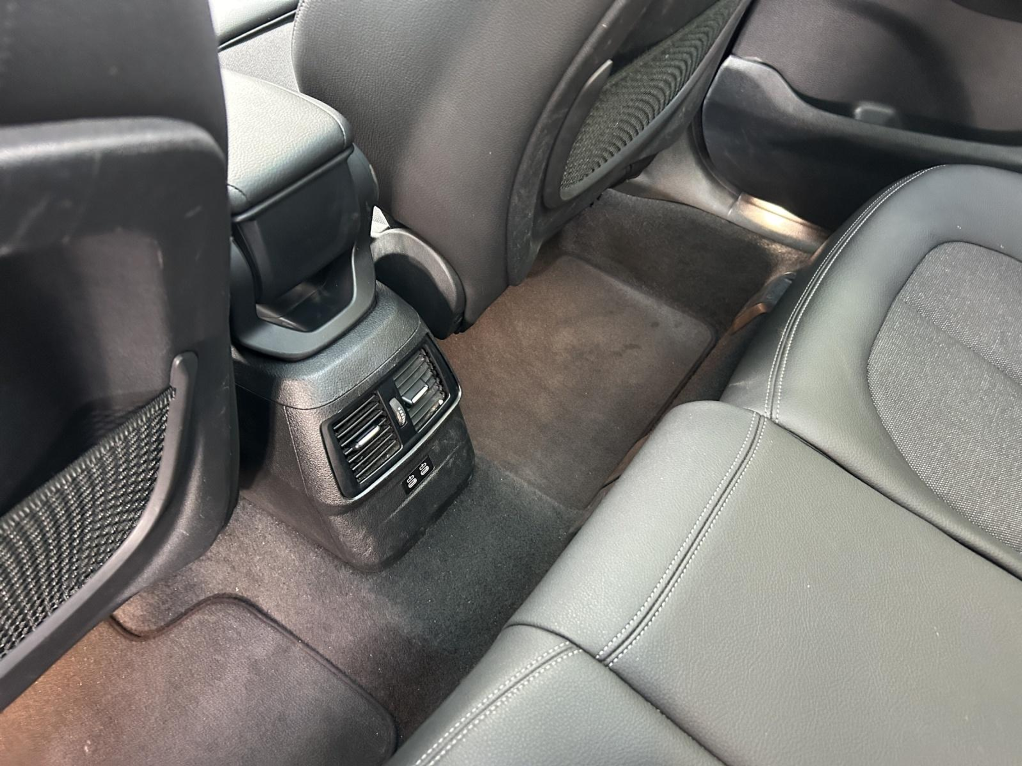 listing desktop thumbnail image 24