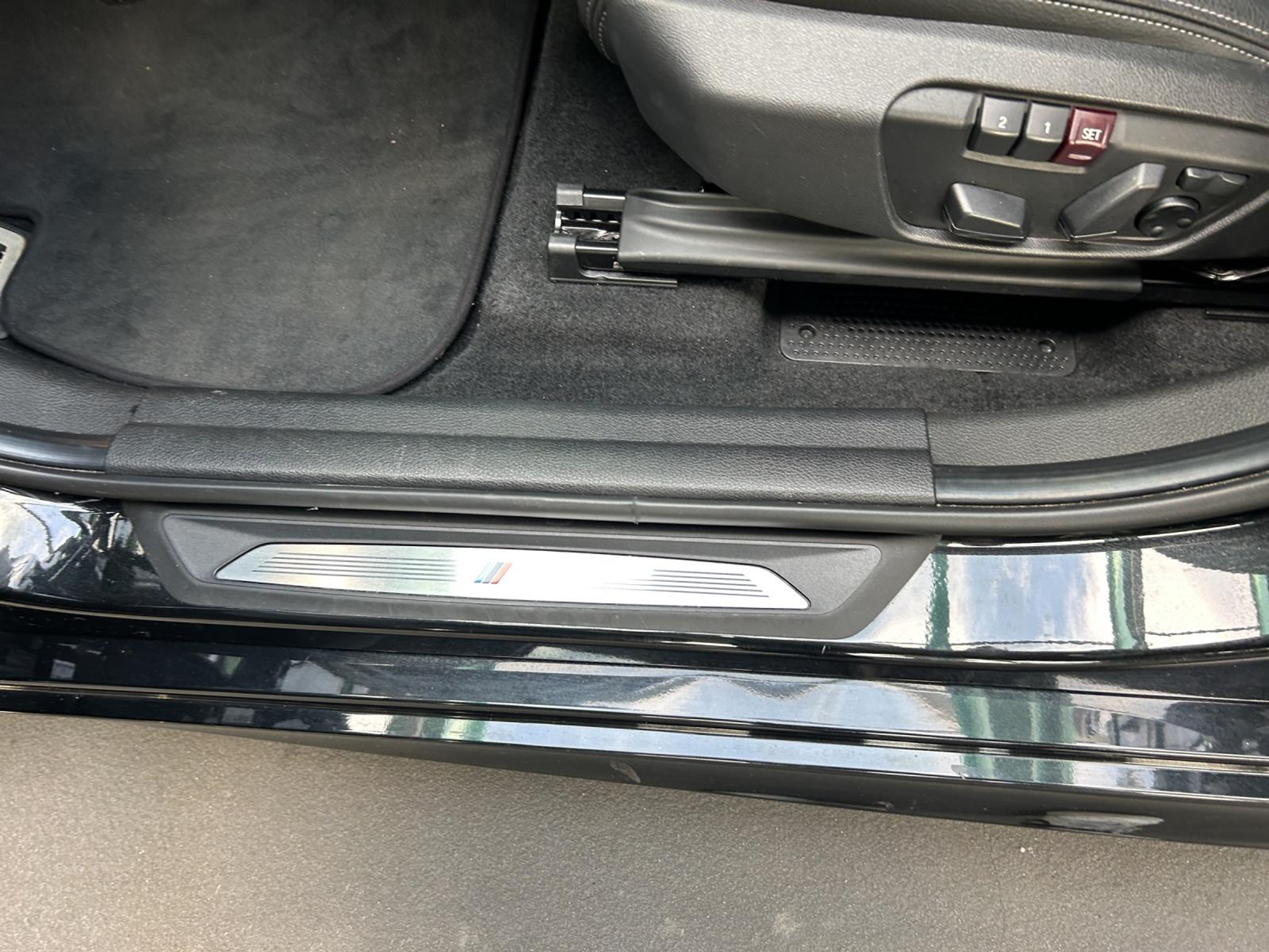 listing desktop thumbnail image 20