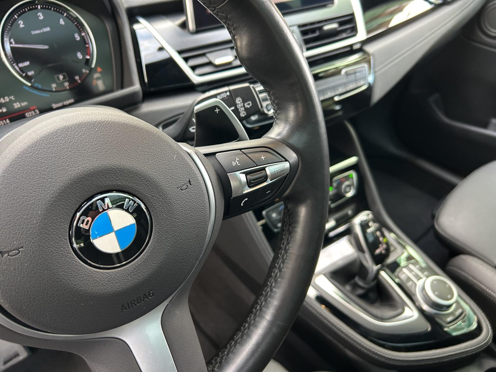 listing desktop thumbnail image 17