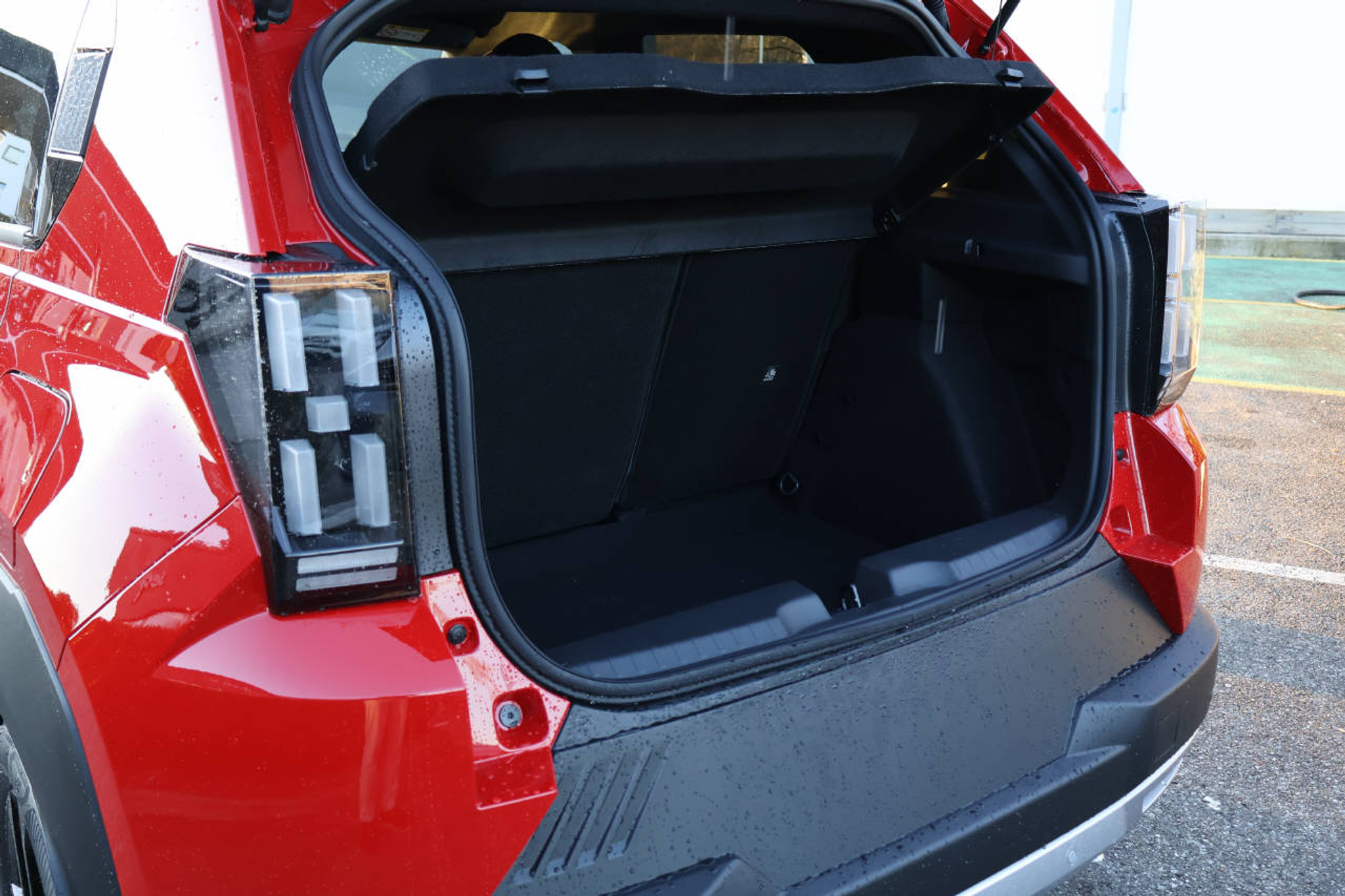 listing desktop thumbnail image 5