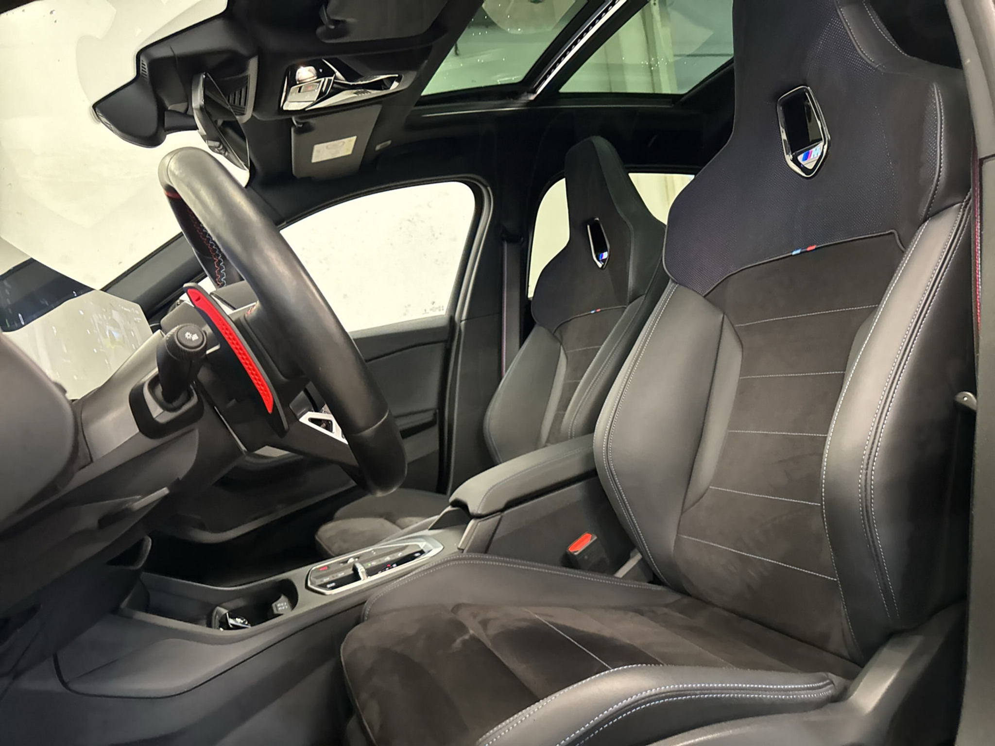 listing desktop thumbnail image 9