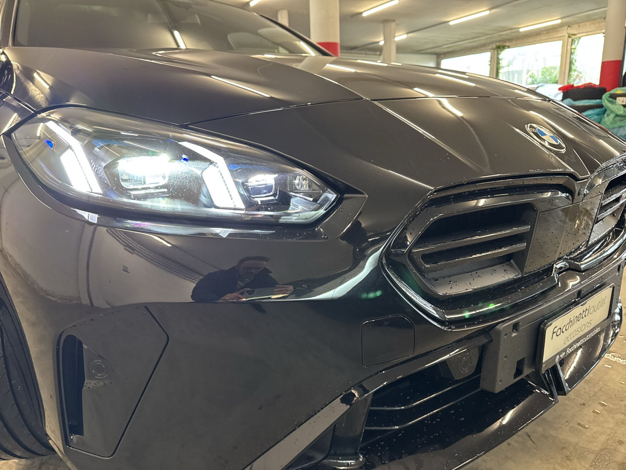 listing desktop thumbnail image 17