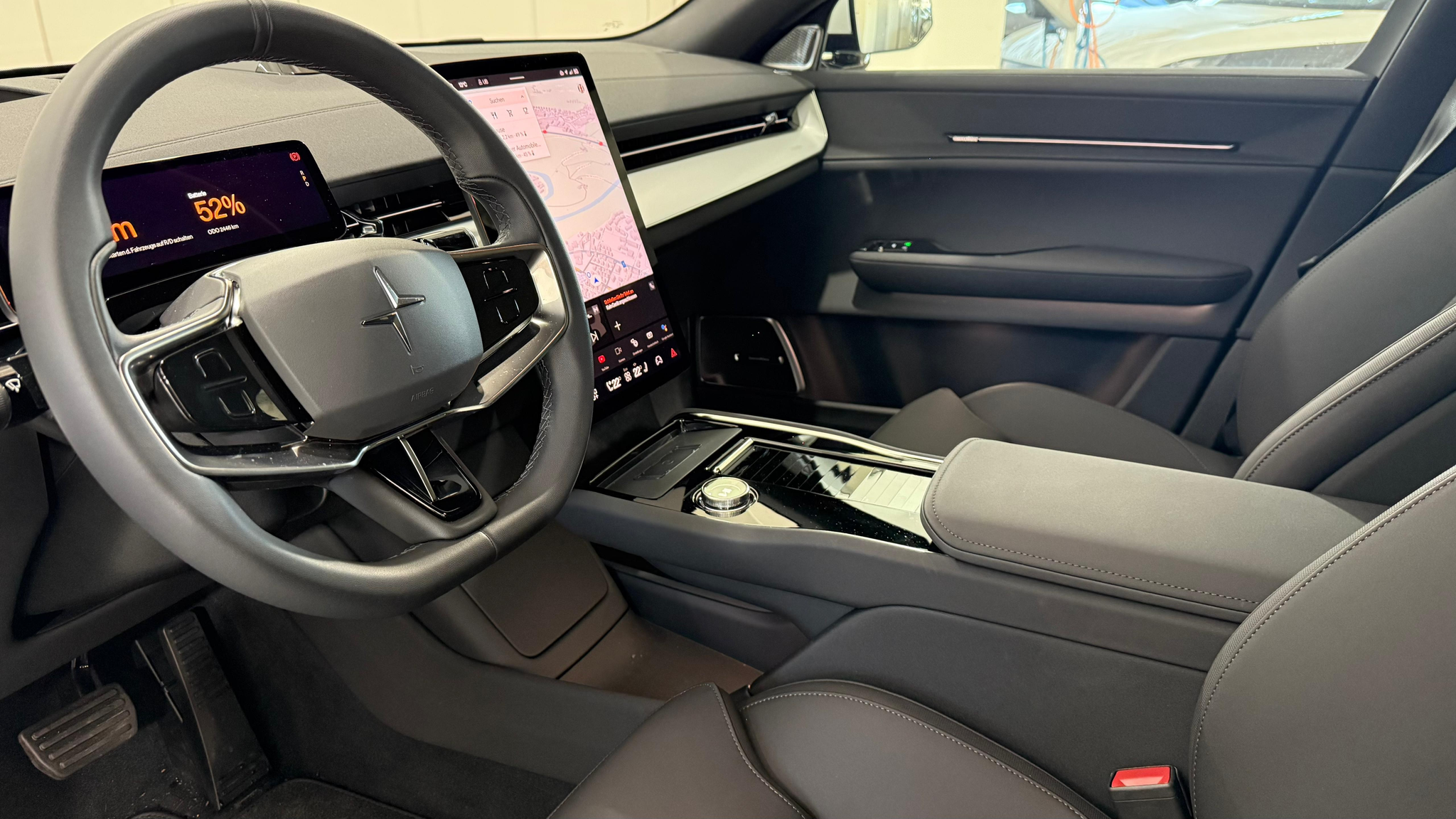 listing desktop thumbnail image 3