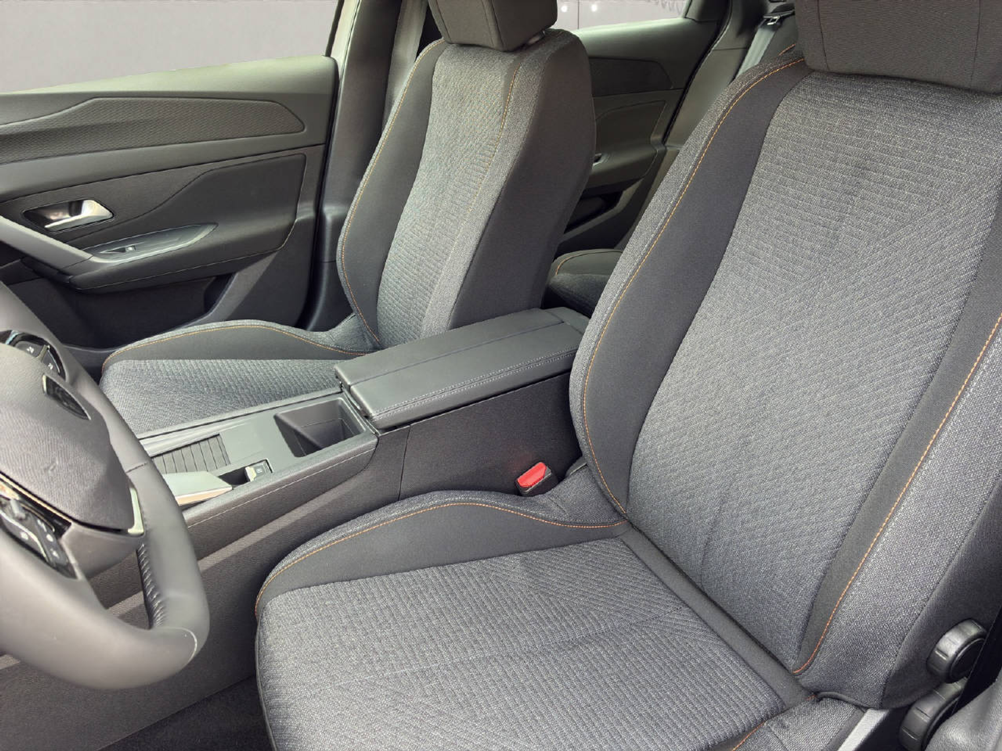 listing desktop thumbnail image 11