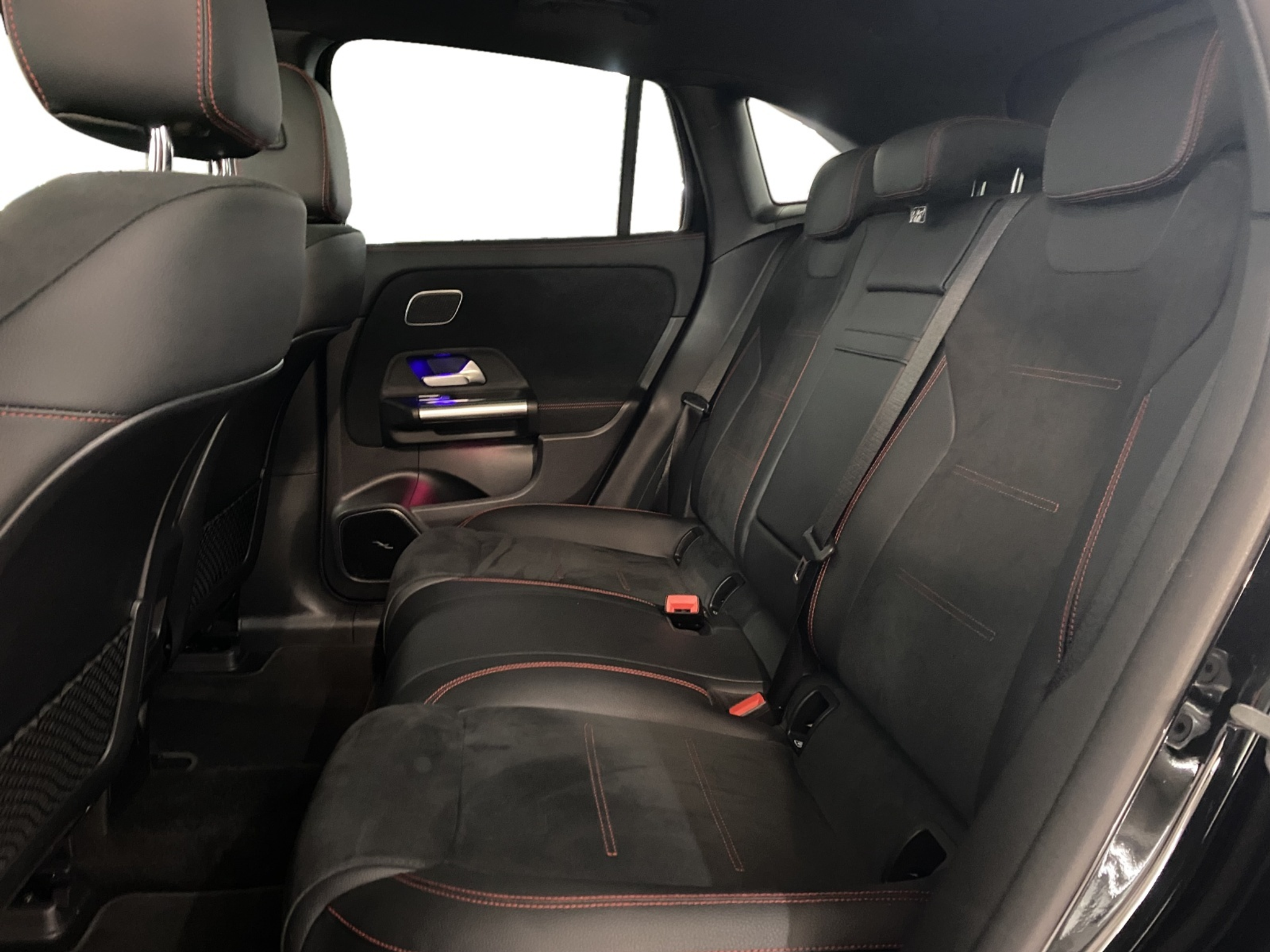 listing desktop thumbnail image 6