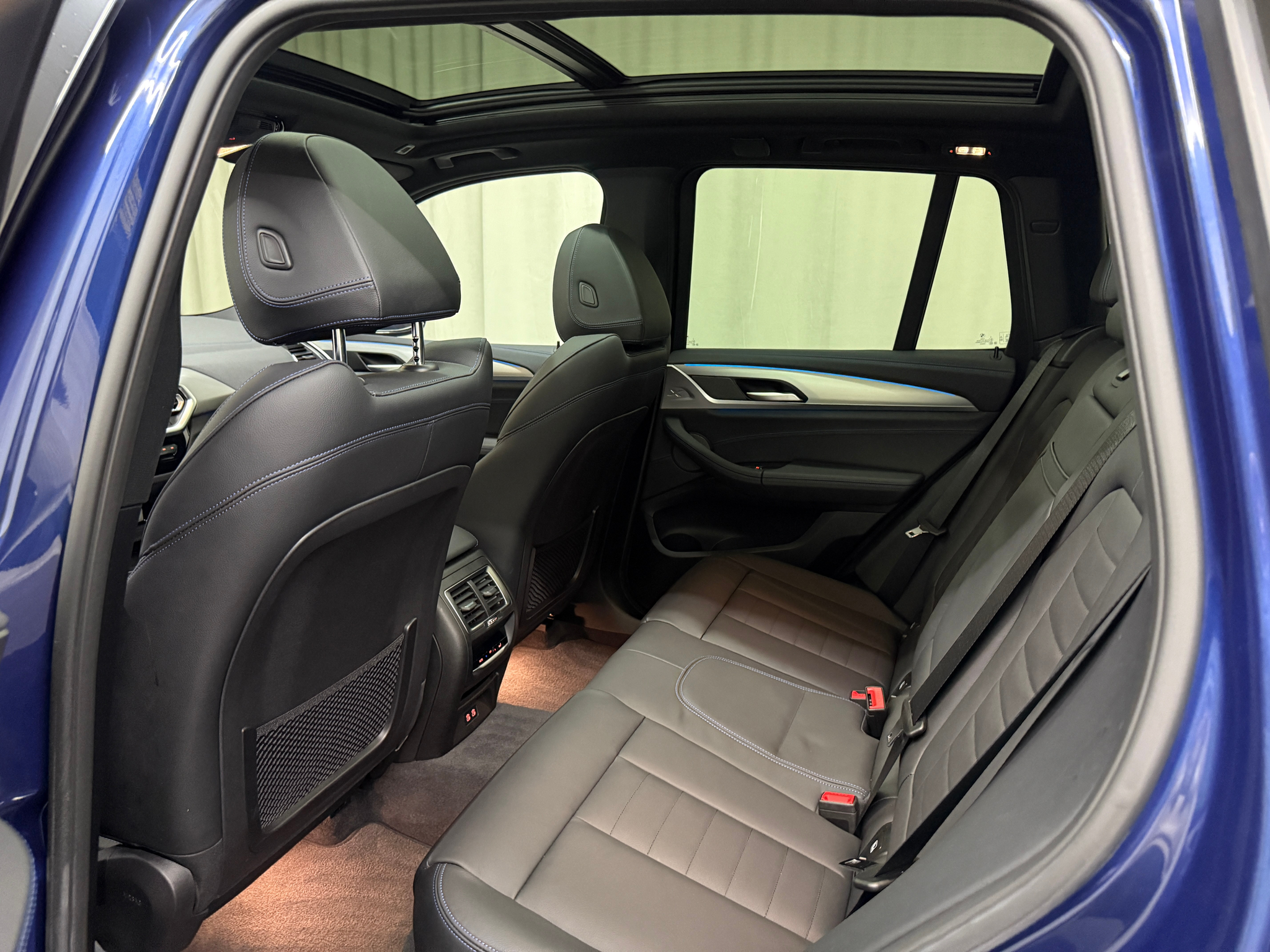 listing desktop thumbnail image 7