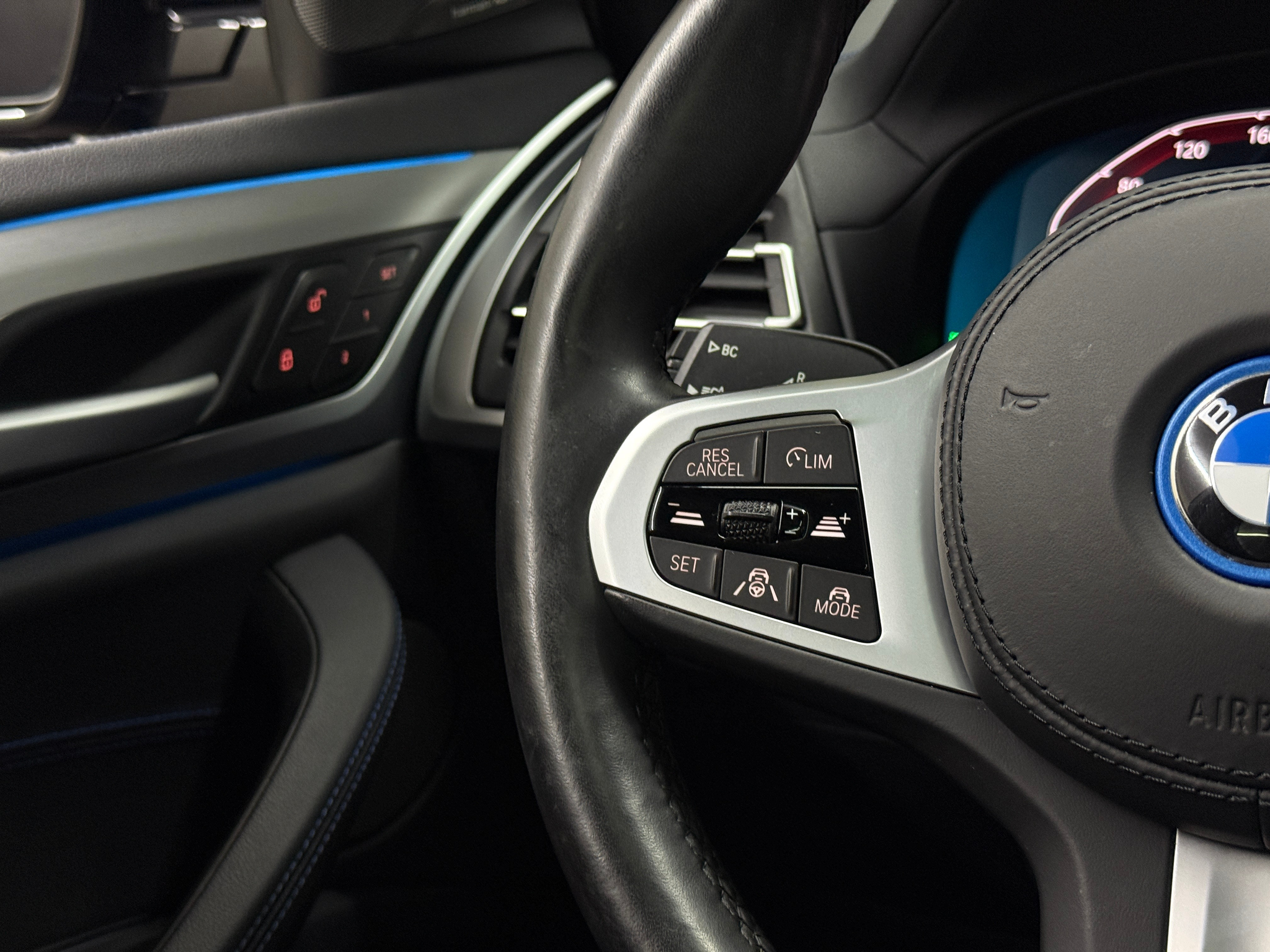 listing desktop thumbnail image 13