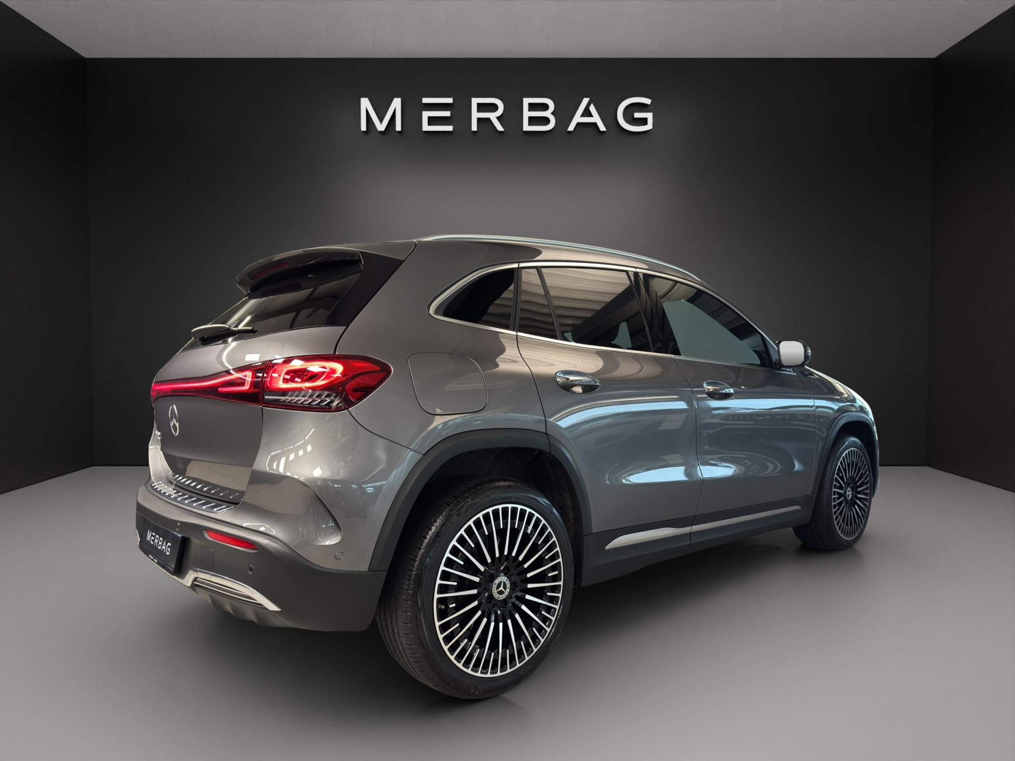 listing desktop thumbnail image 3