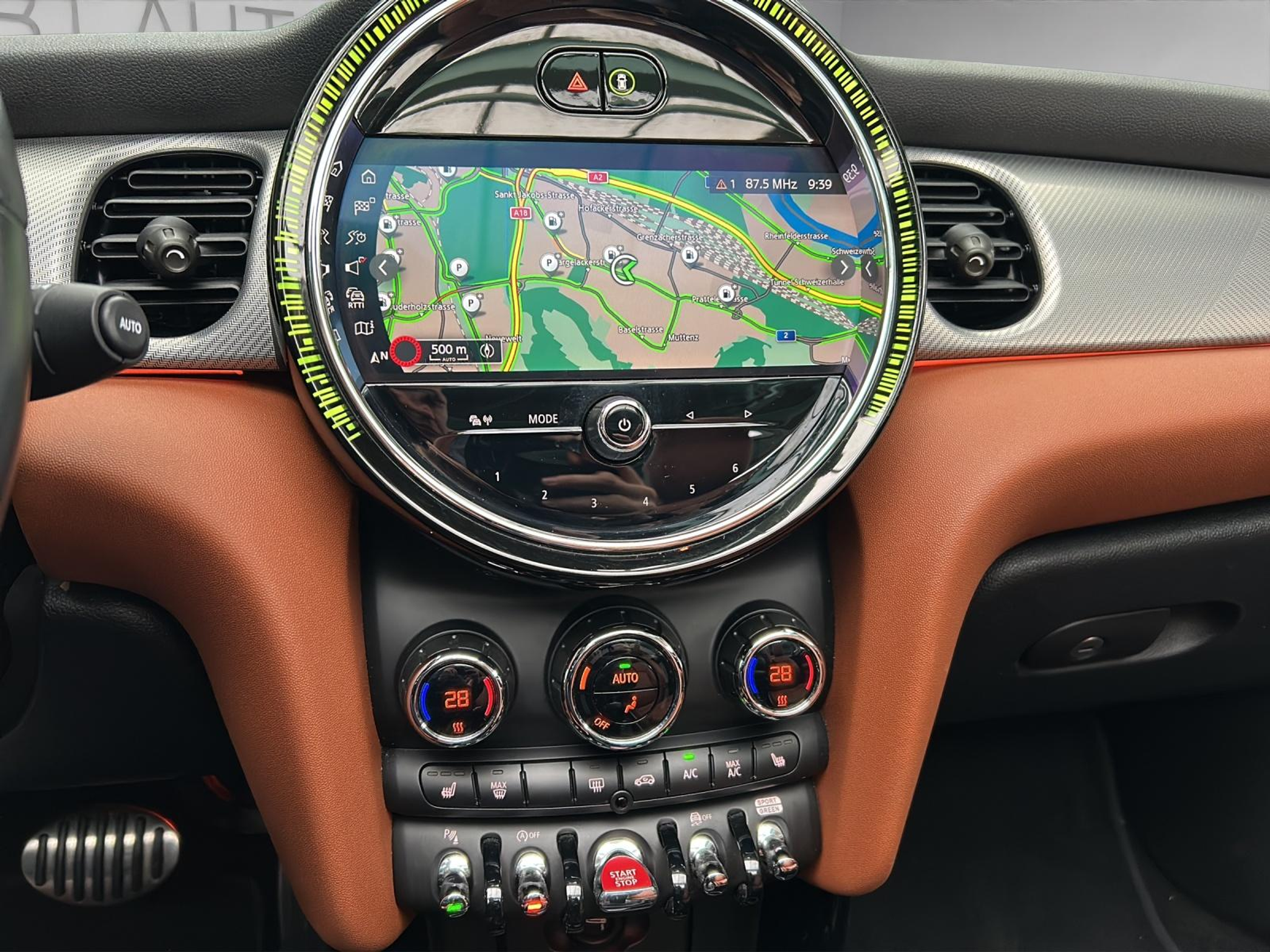 listing desktop thumbnail image 9