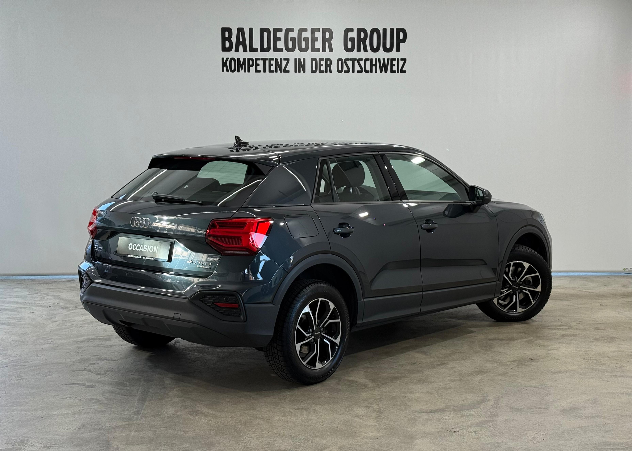 listing desktop thumbnail image 2