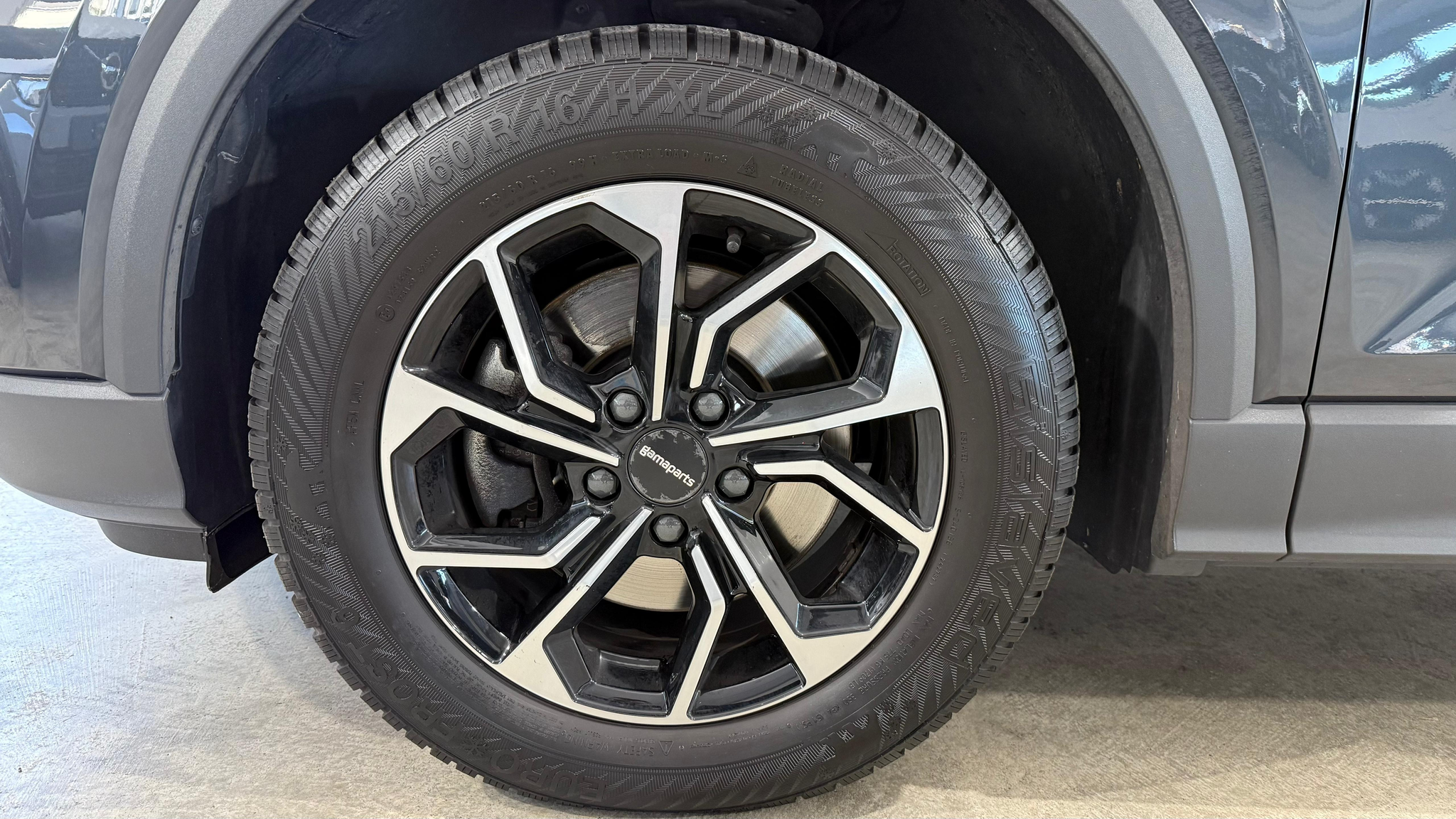 listing desktop thumbnail image 7