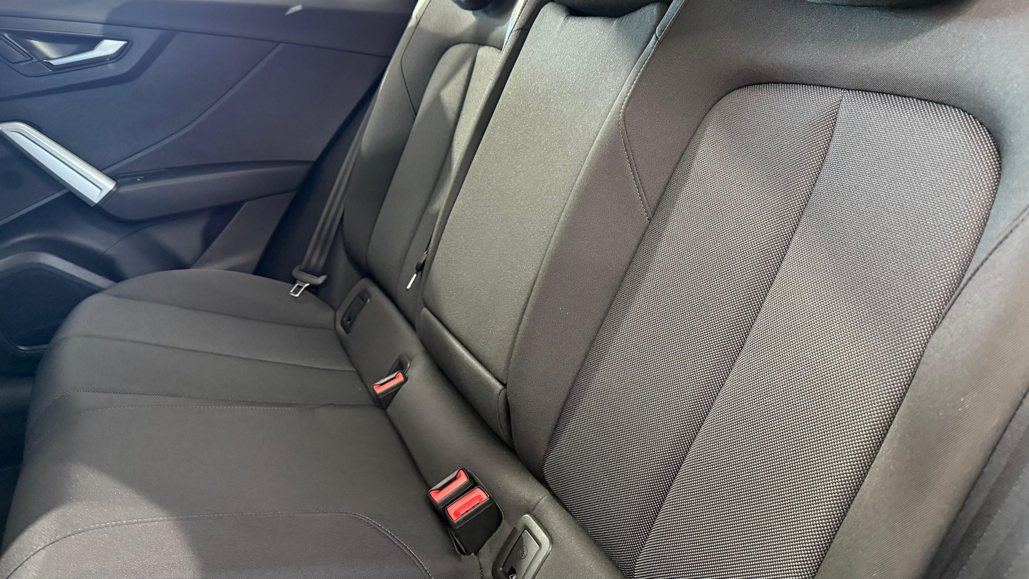 listing desktop thumbnail image 5