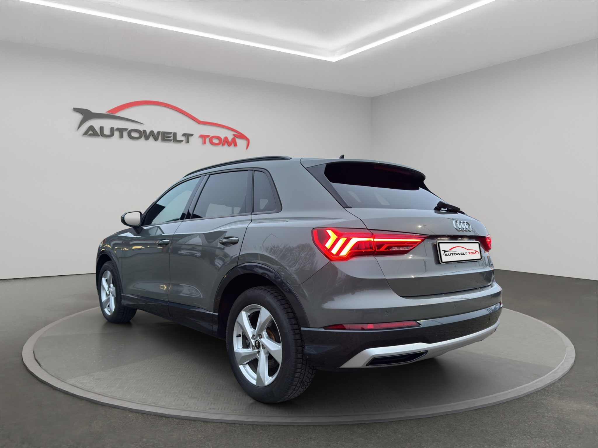 listing desktop thumbnail image 2