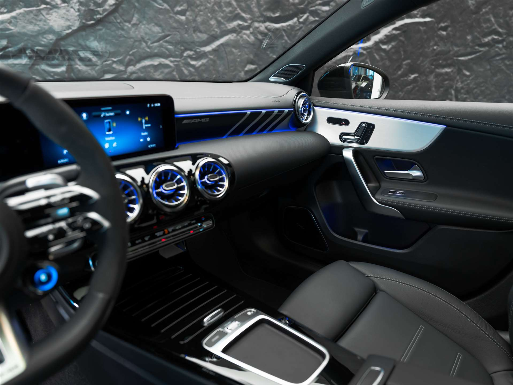 listing desktop thumbnail image 9