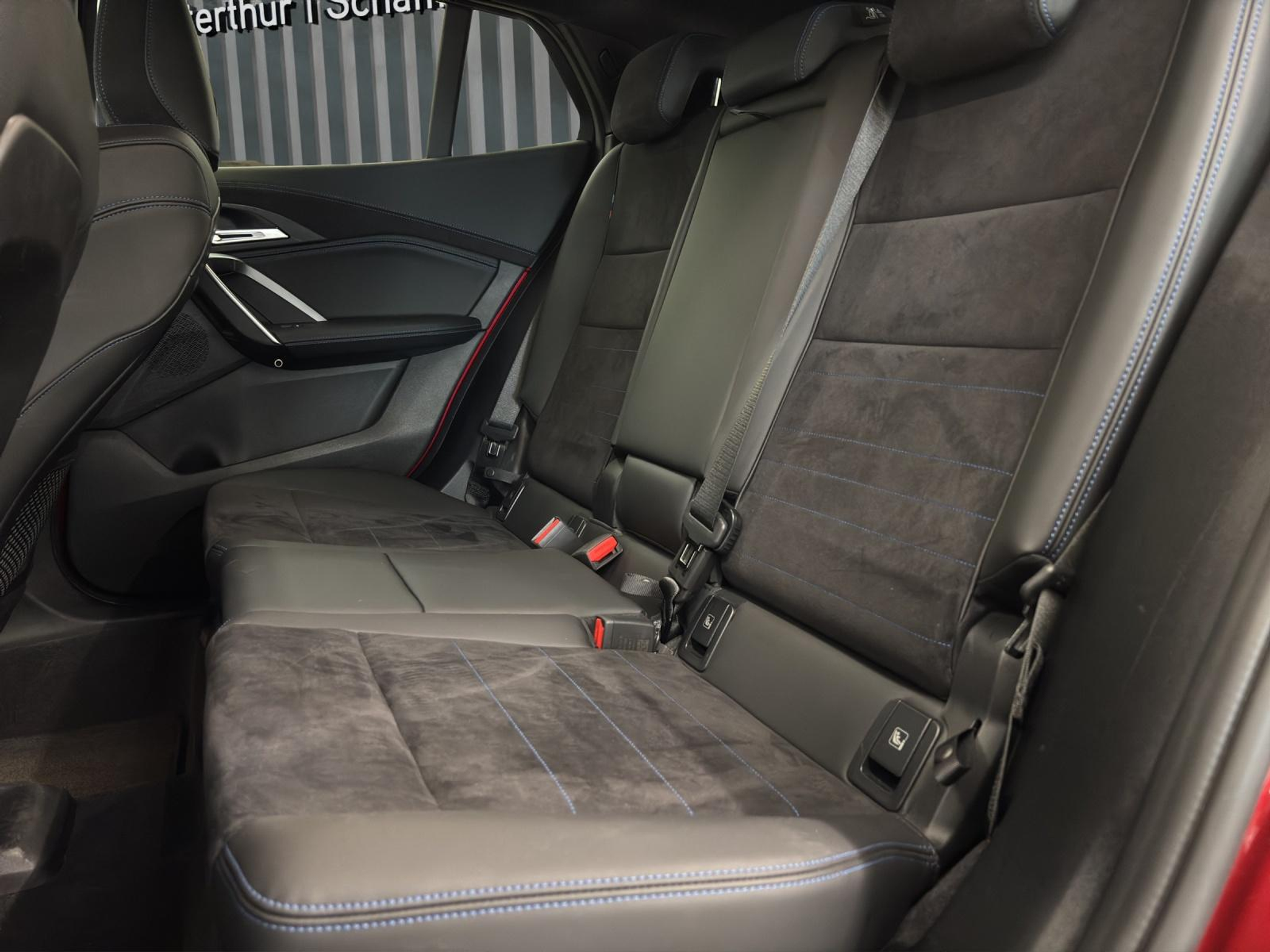 listing desktop thumbnail image 13