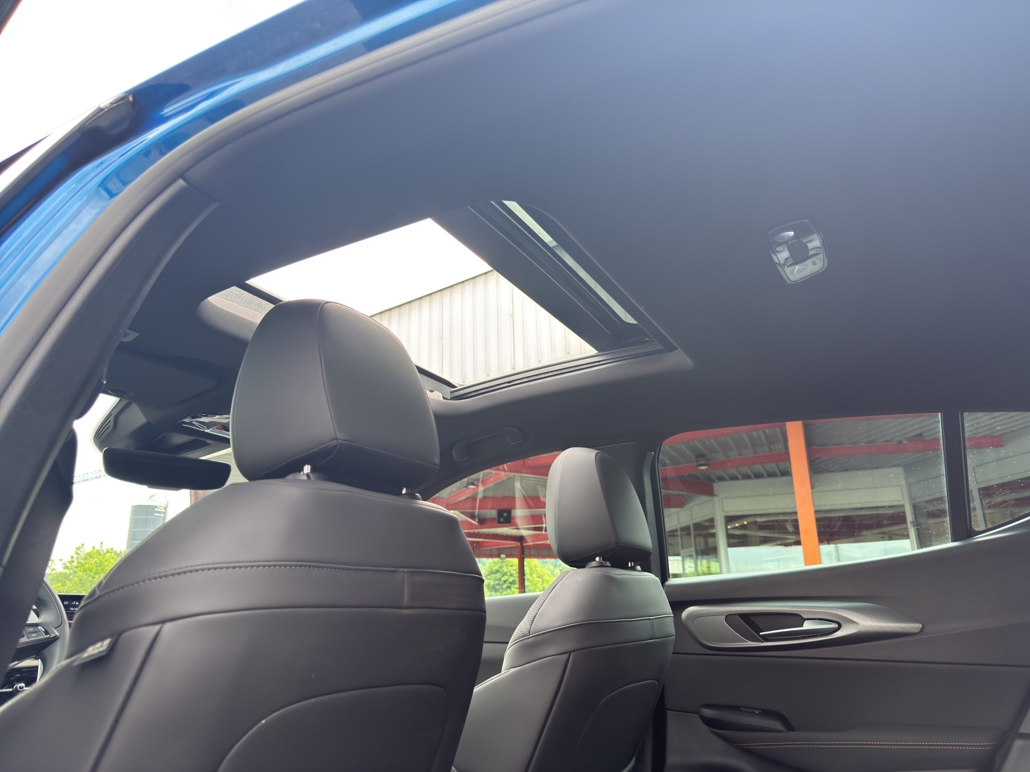 listing desktop thumbnail image 20