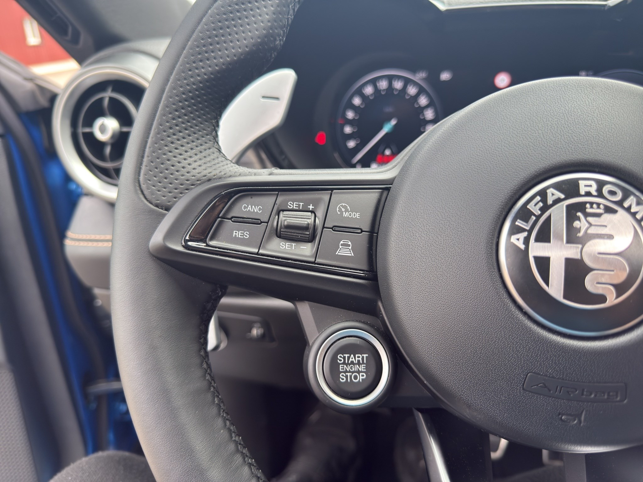 listing desktop thumbnail image 25