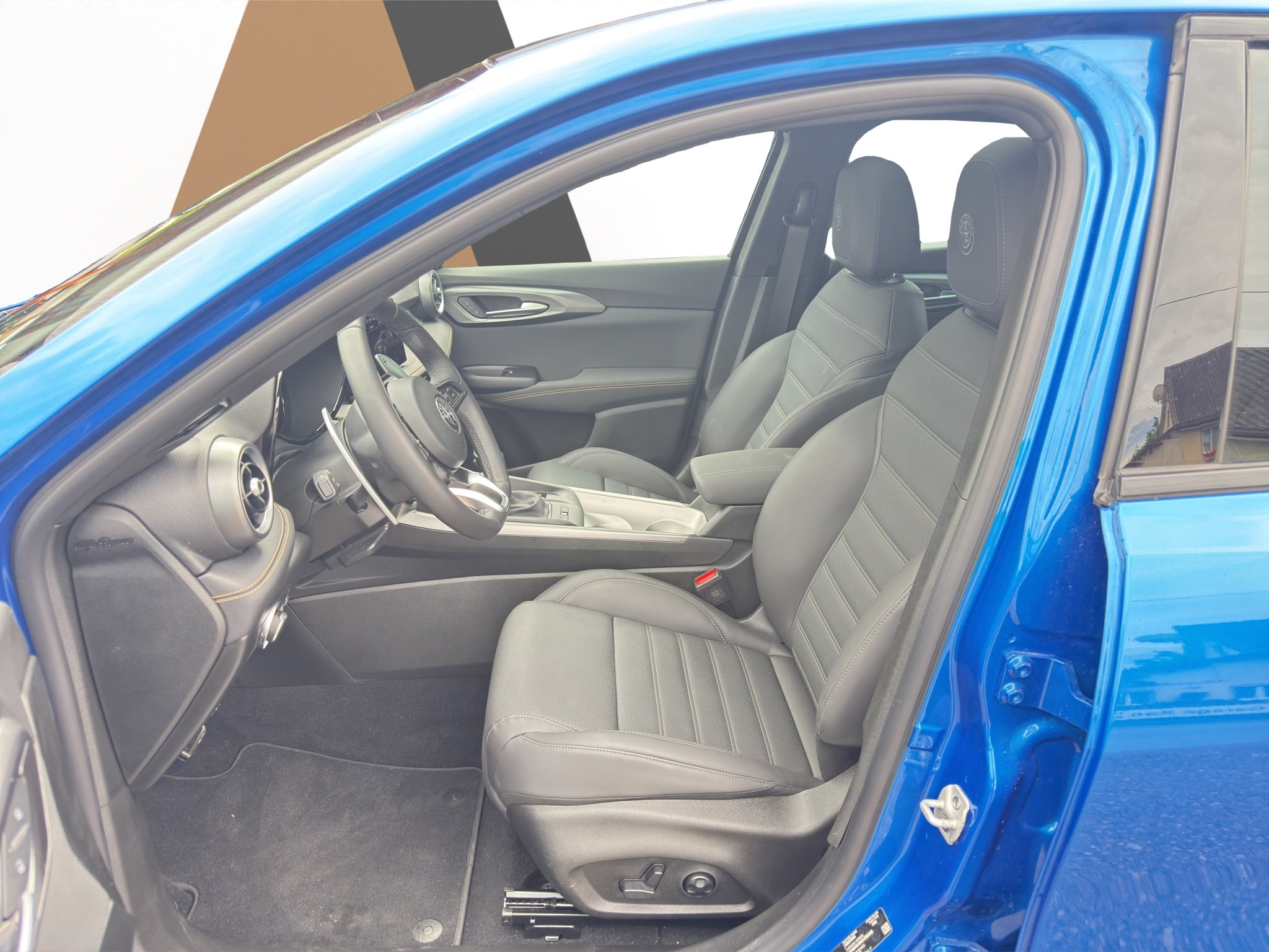 listing desktop thumbnail image 8