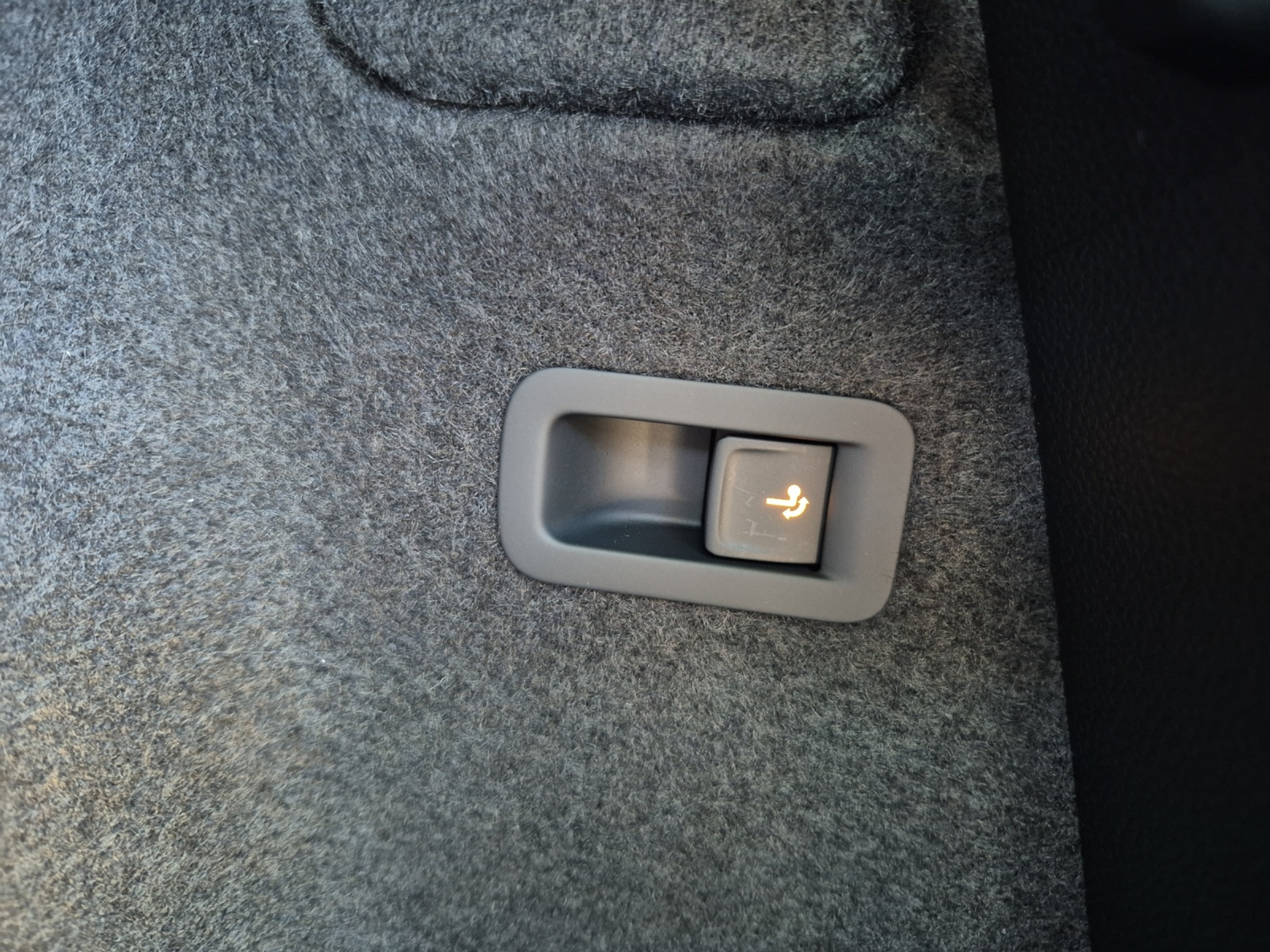 listing desktop thumbnail image 9