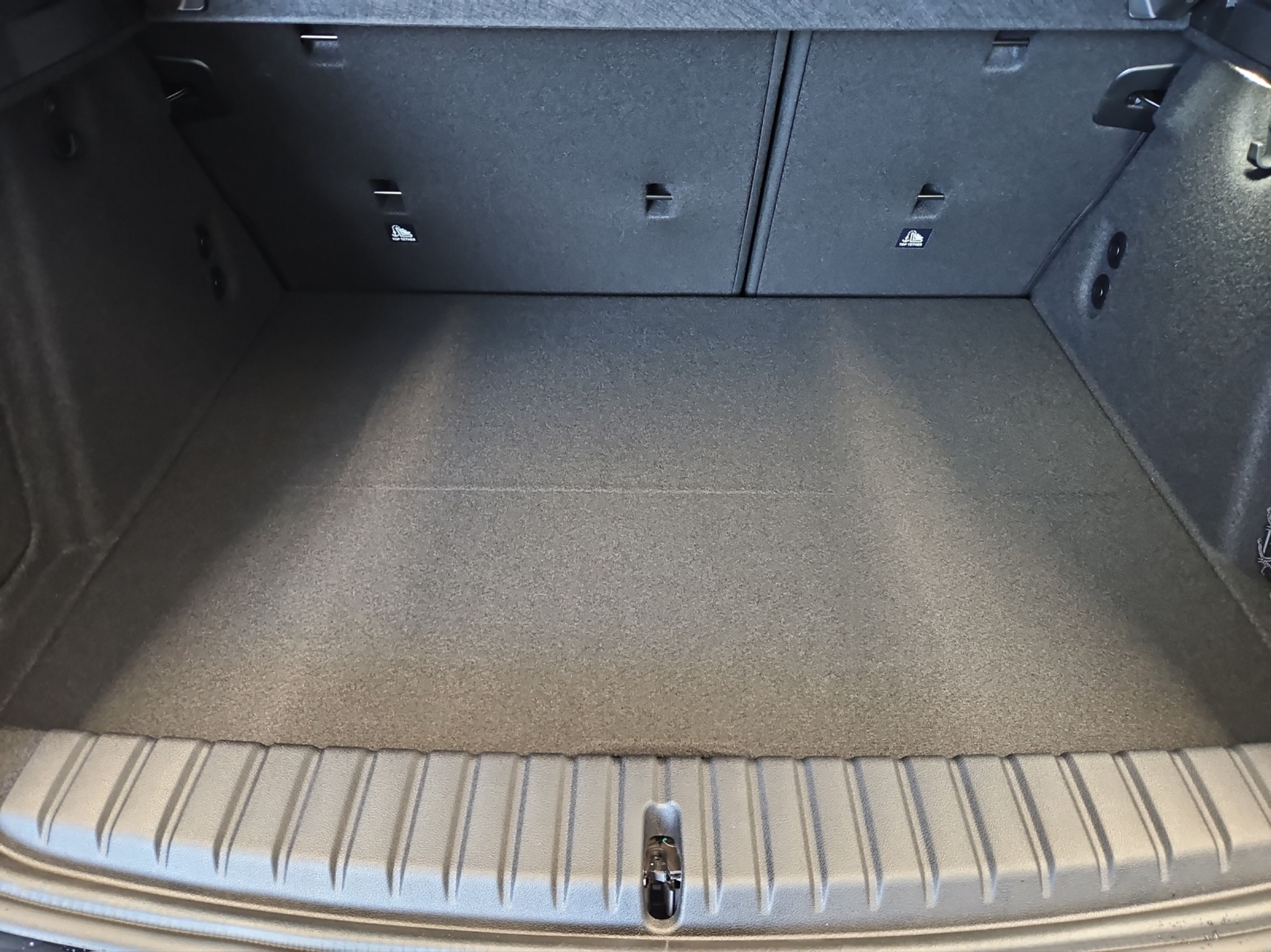 listing desktop thumbnail image 14