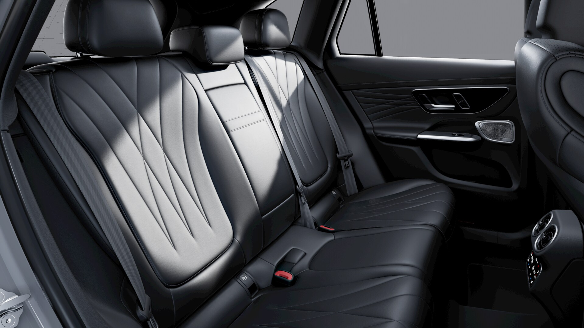 listing desktop thumbnail image 6