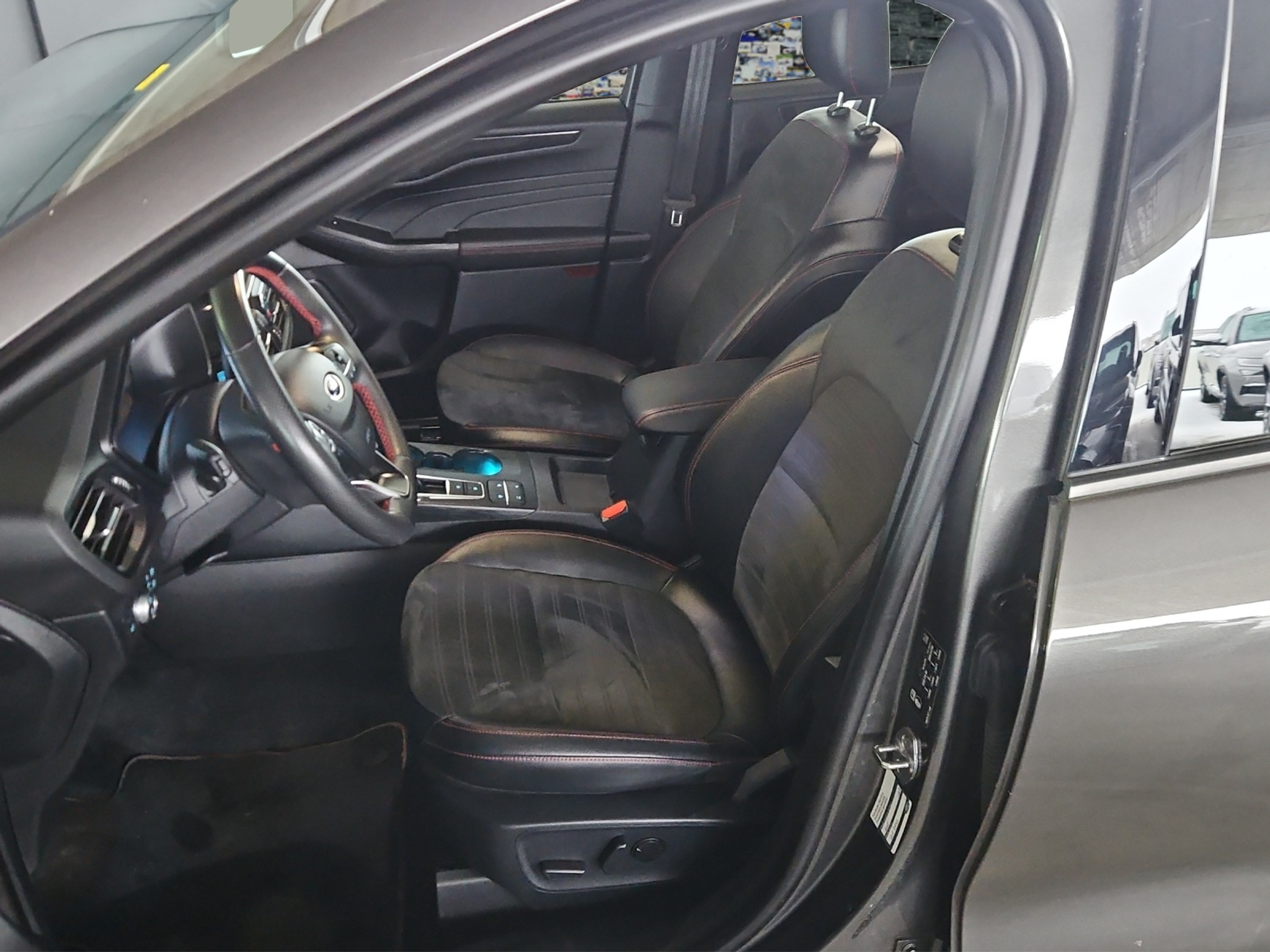 listing desktop thumbnail image 8